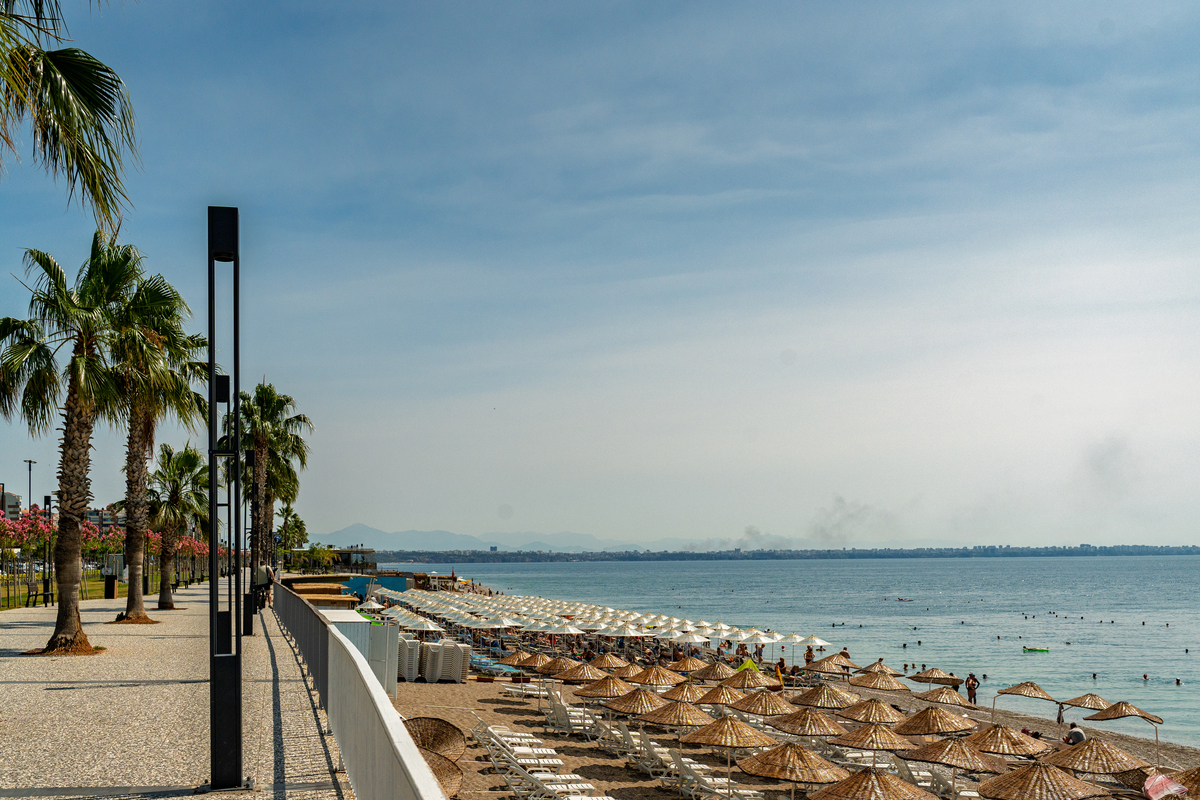 推荐去深圳湾的小红书文案。