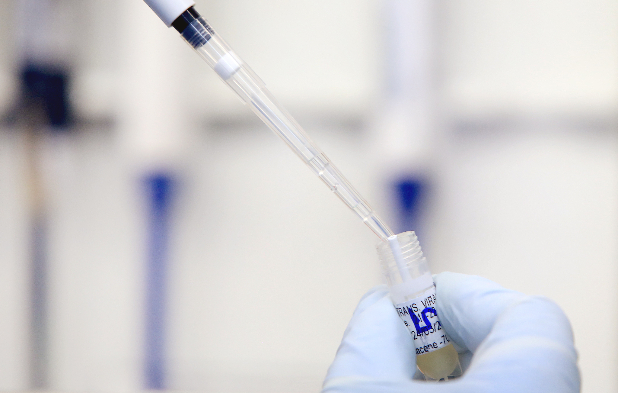 西北民族大学医学部招生老师联系方式 - QQ & 电话