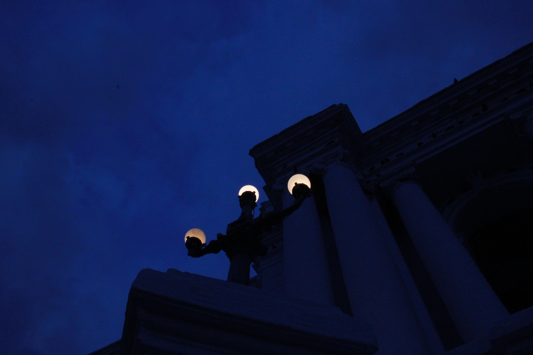 Essential Lighting Setup for Underground World Design: Rasengan & Bijuu Dama as Light Sources