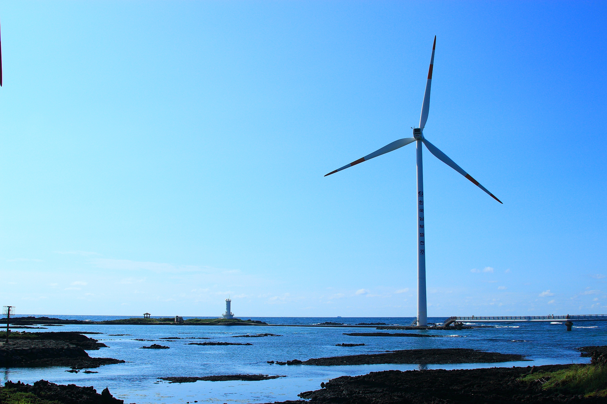 shinchang wind farm, wind turbine, sea, wind, clean energy