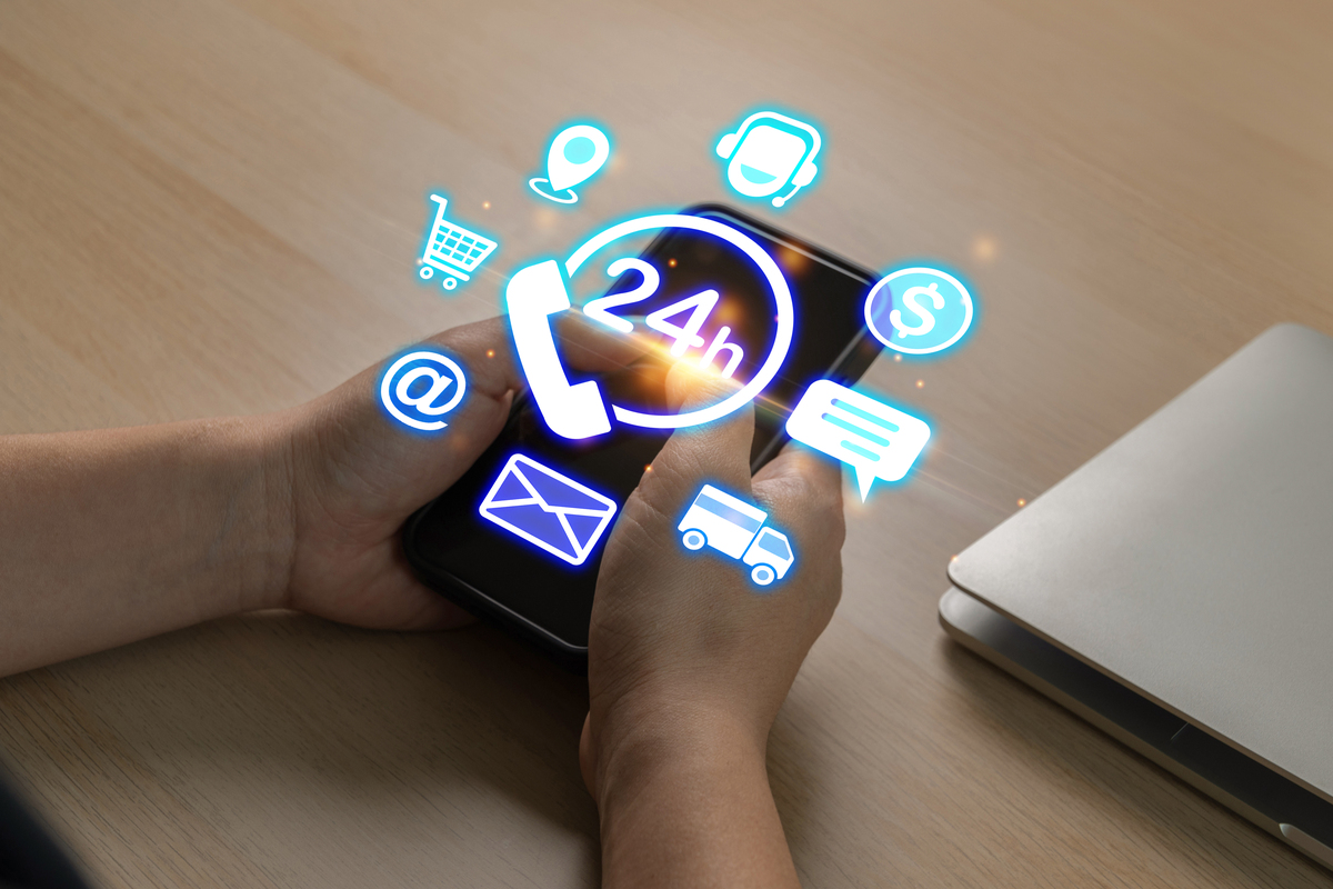 智能手机如何重塑日常生活：从实体到数字化的转变