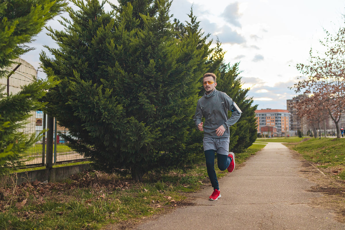 Em run outdoor什么意思