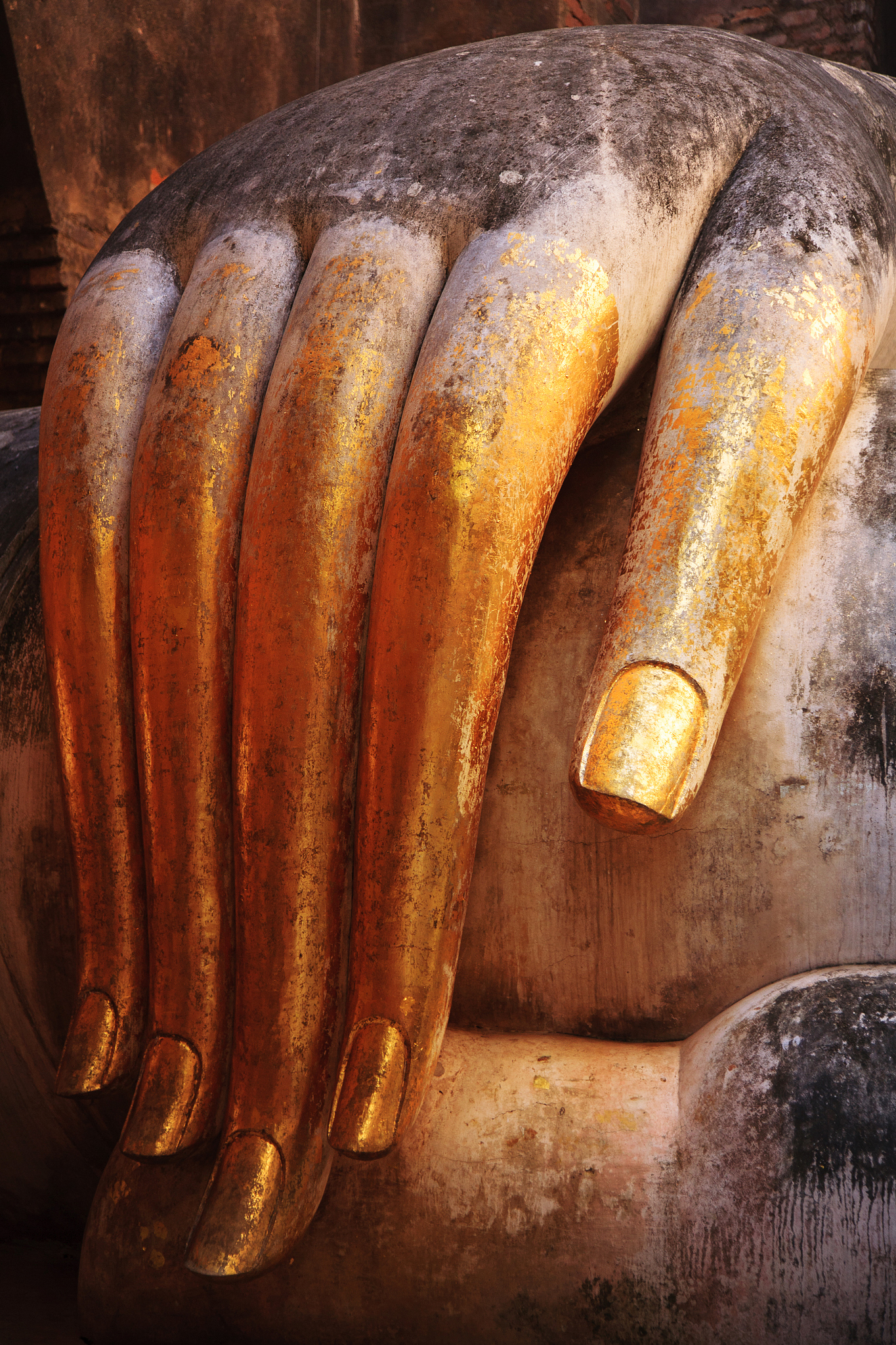 phra achana in wat si chum