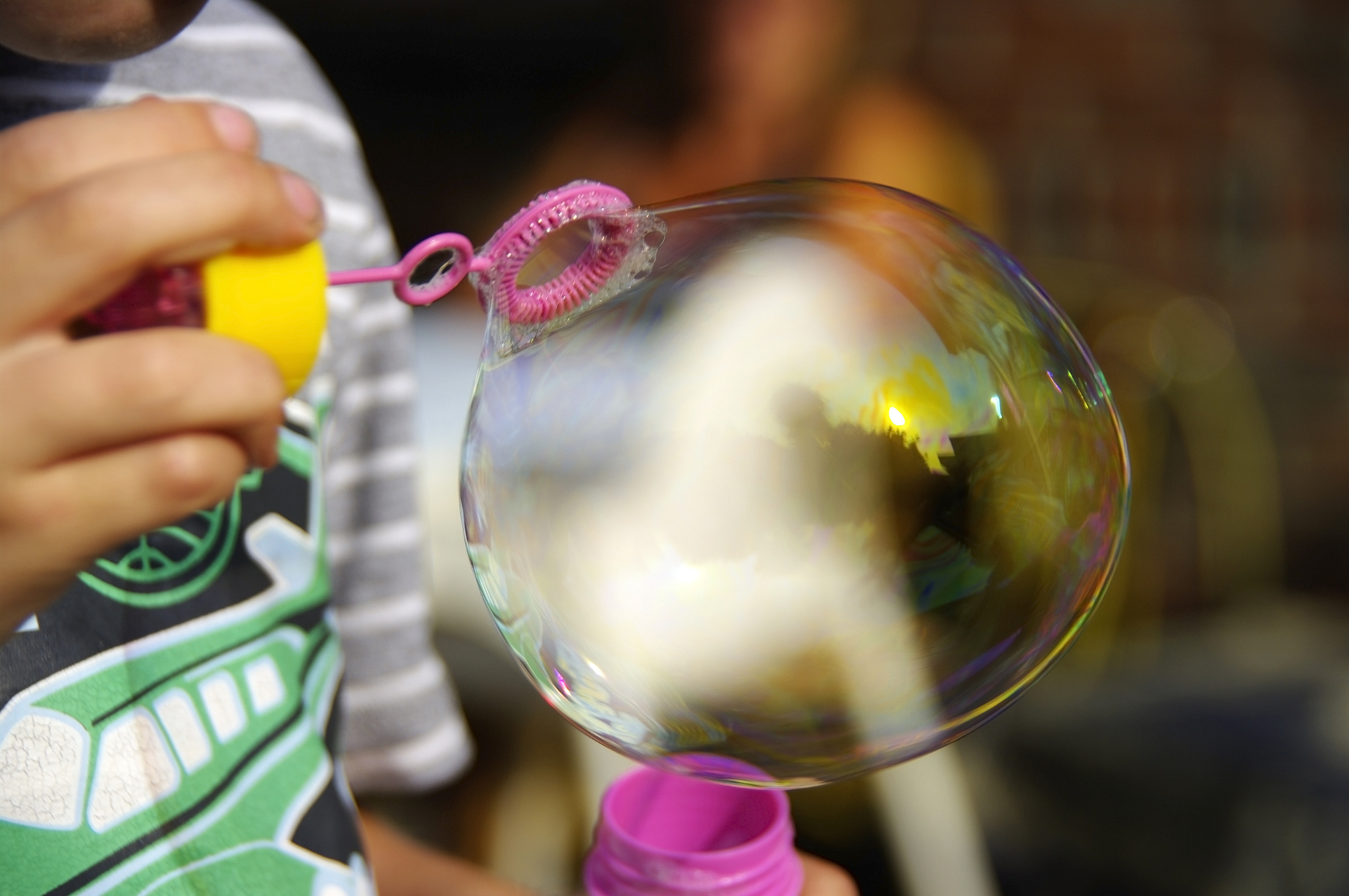 请650字的博客文章主题是：泡泡水的制作方法简单出泡效果好