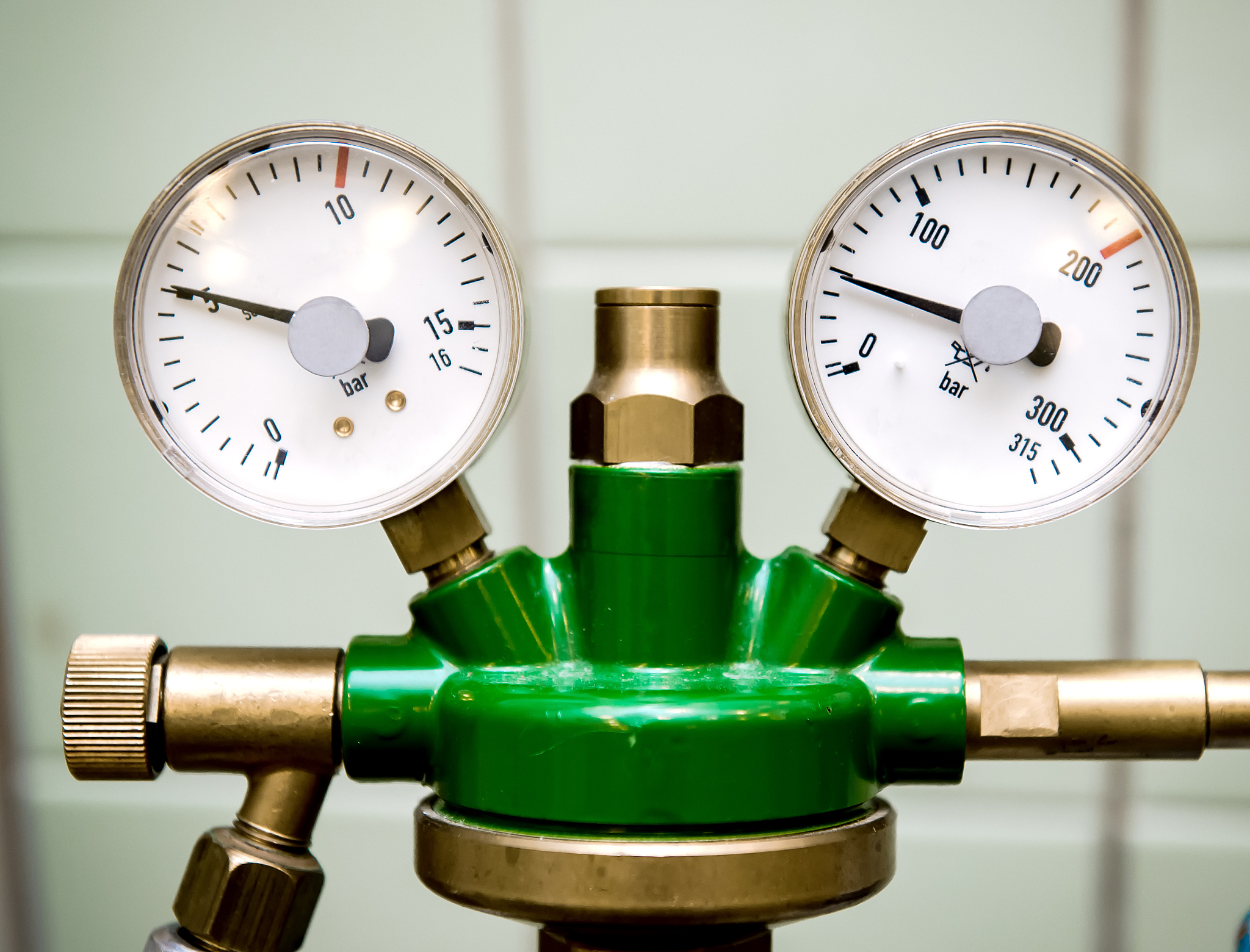 呼气时近端气道压力指示哪一相？