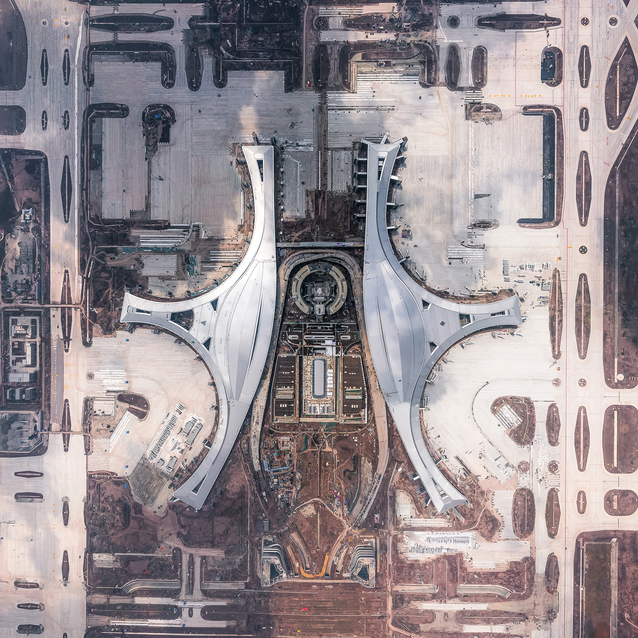 成都将成中国第三个拥有双国际机场的城市，航空枢纽地位再升级