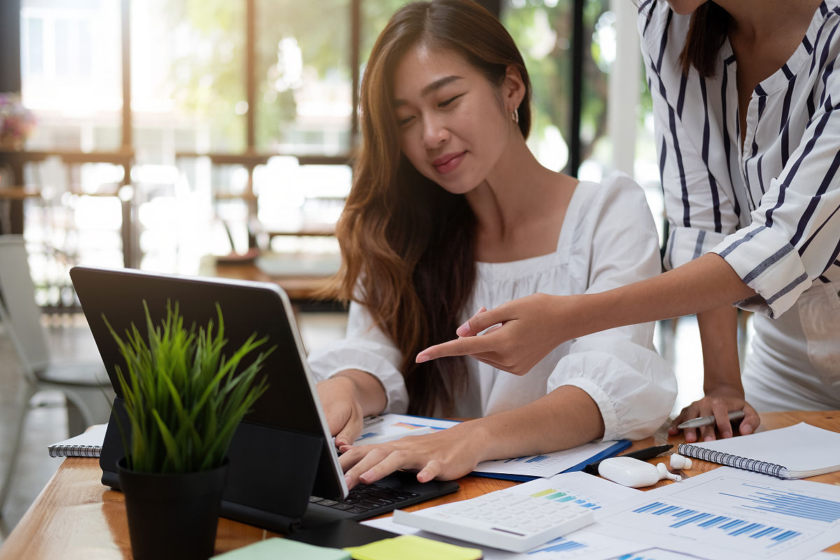 保险经纪服务直营/特许经营前期调研：关键因素和步骤