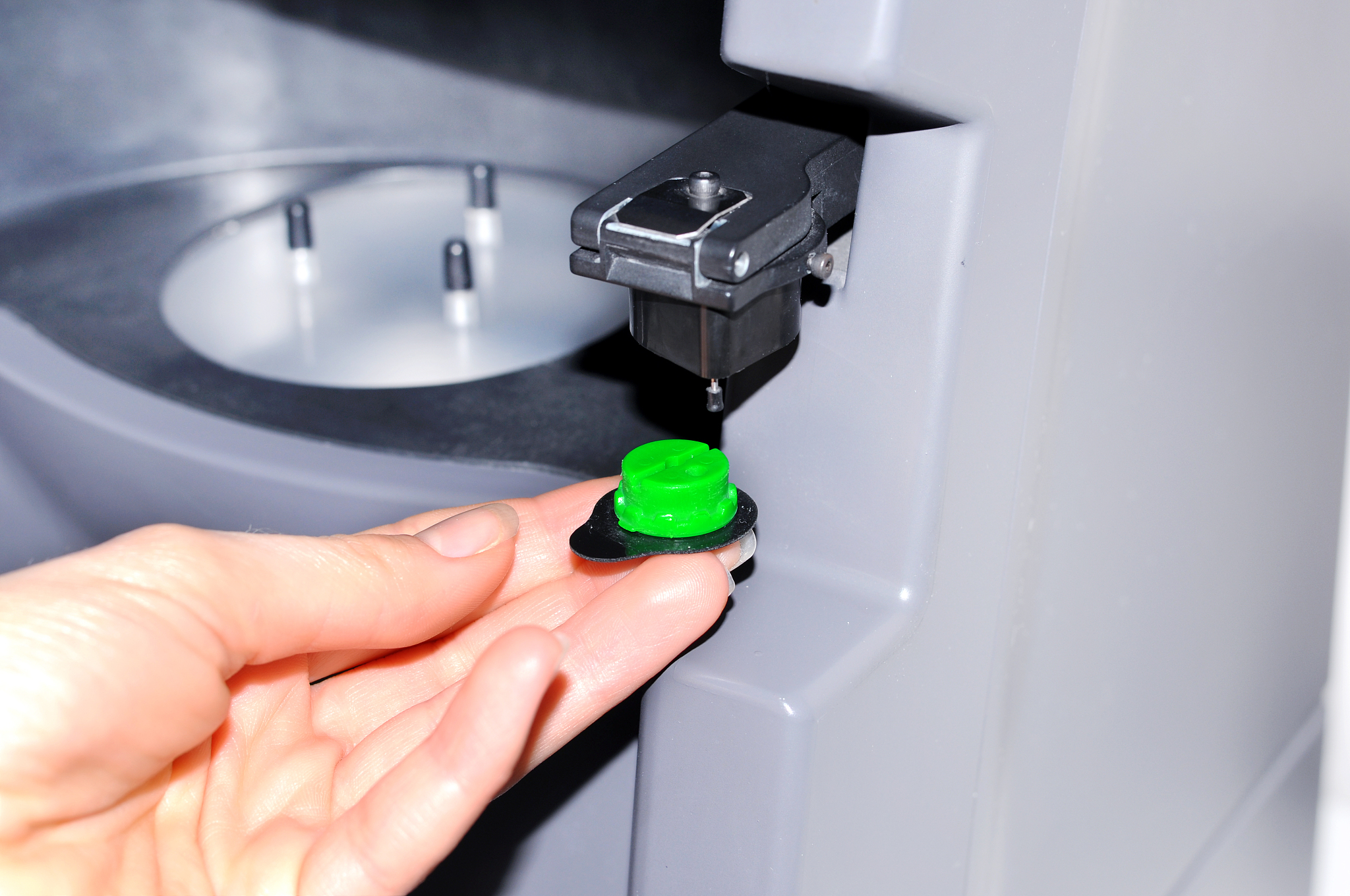 介绍红河卫生职业学院眼视光技术专业