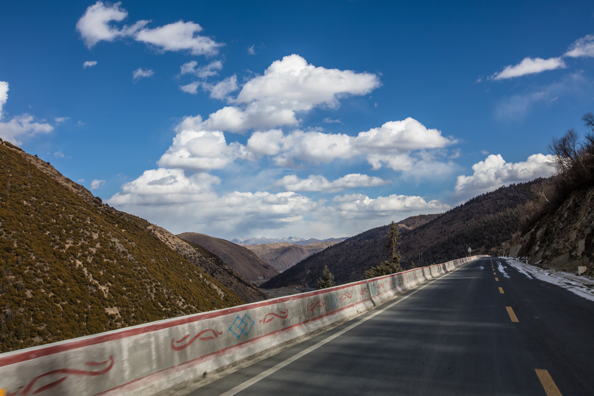 川藏线自驾攻略：绝美风景，难忘旅程！