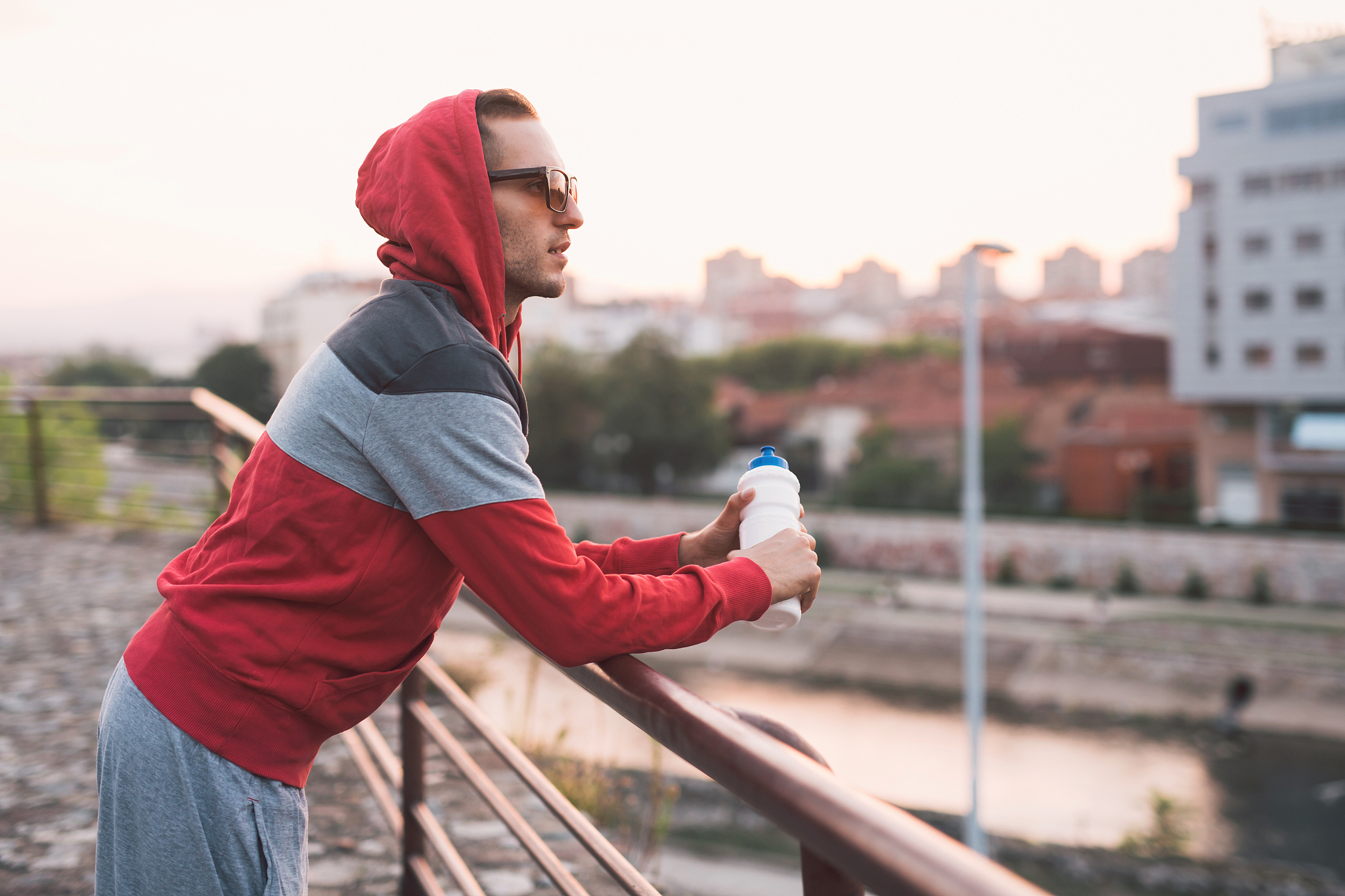 体重100kg身高165cm 锻炼手臂 详细训练计划