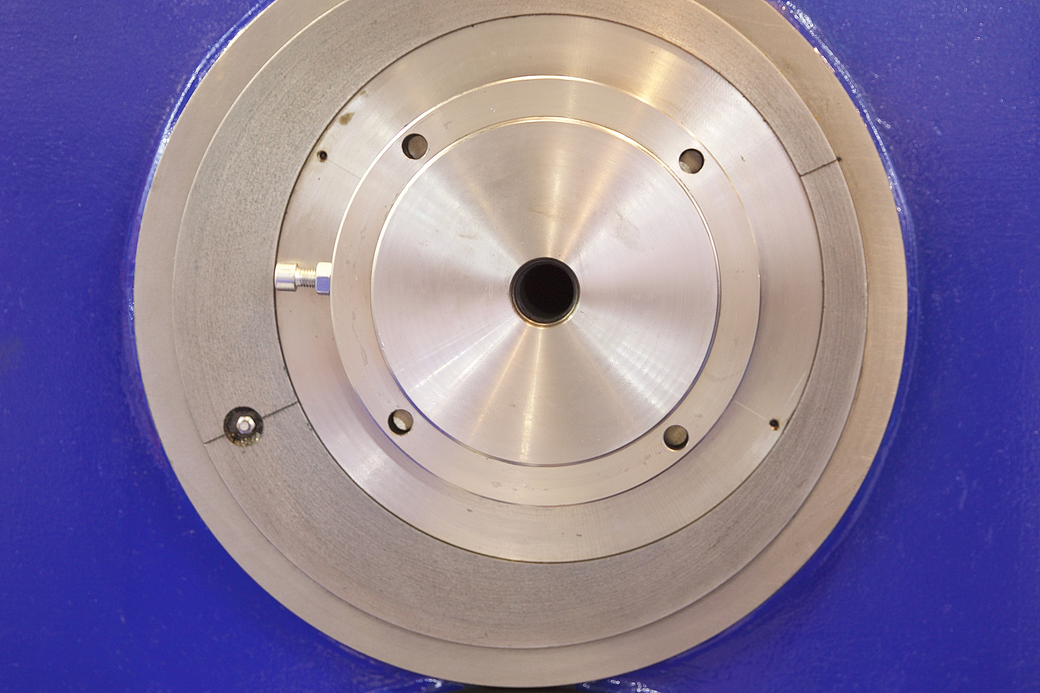 Ti3AlC2不含铁元素：成分解析