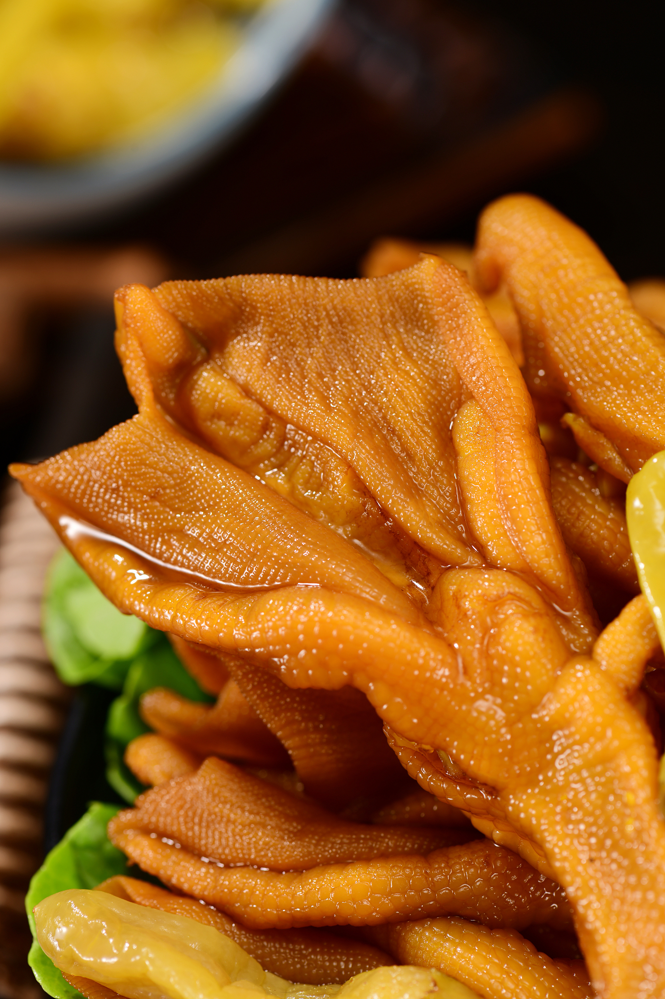 泡椒鸭掌的做法_泡椒鸭掌附让鸭掌白嫩的小窍门_泡椒鸭掌怎么做_菜谱_美食天下