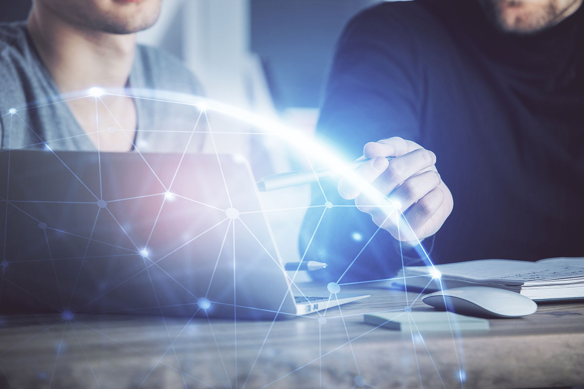 传播理论概述：传播过程、方法、影响和效果