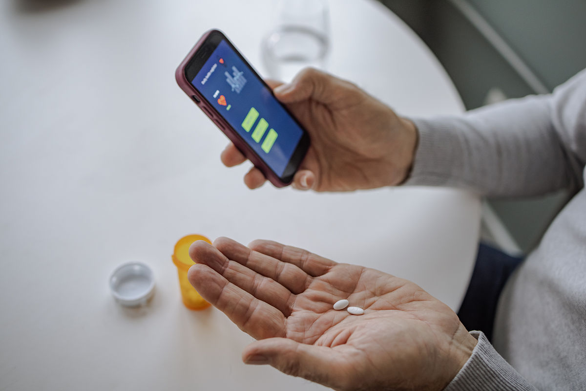 谈谈老人健康手环对环境可持续发展的影响的看法