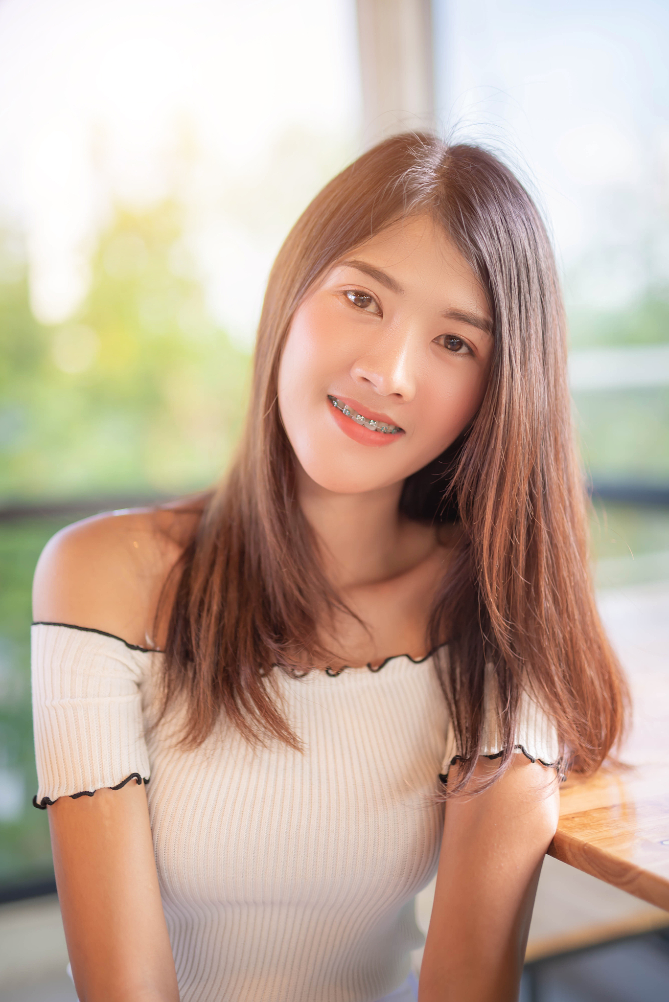 beautiful young woman with sunrise, asian girl, portrait of youn