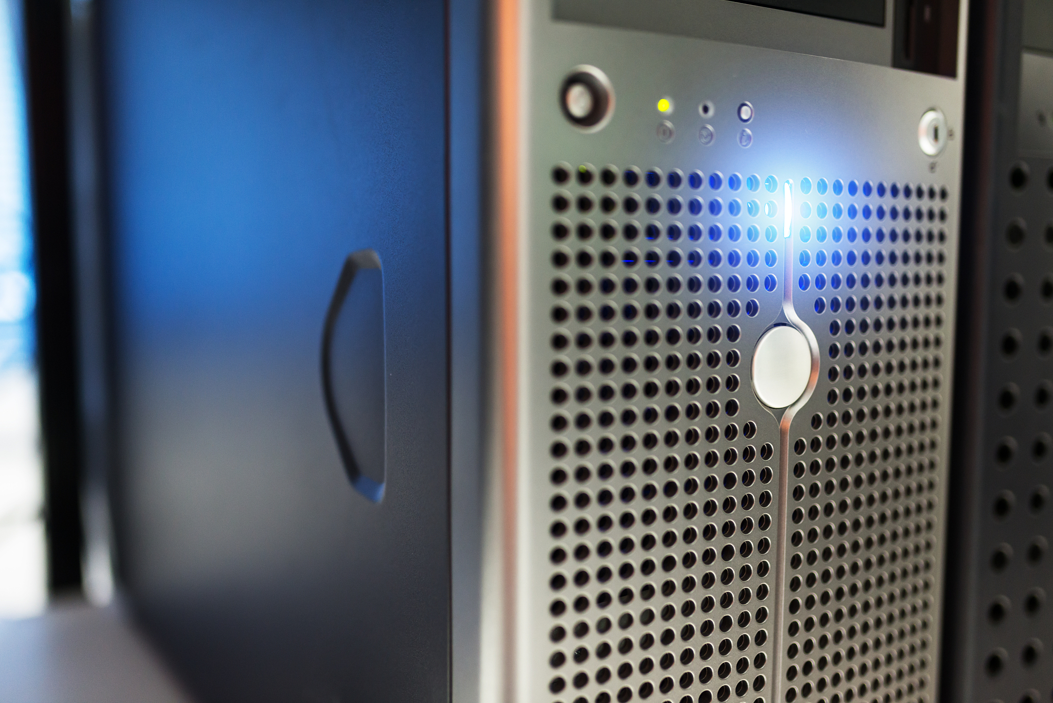 成都信息技术学校招生办联系电话地址 - 专业的IT人才培养基地