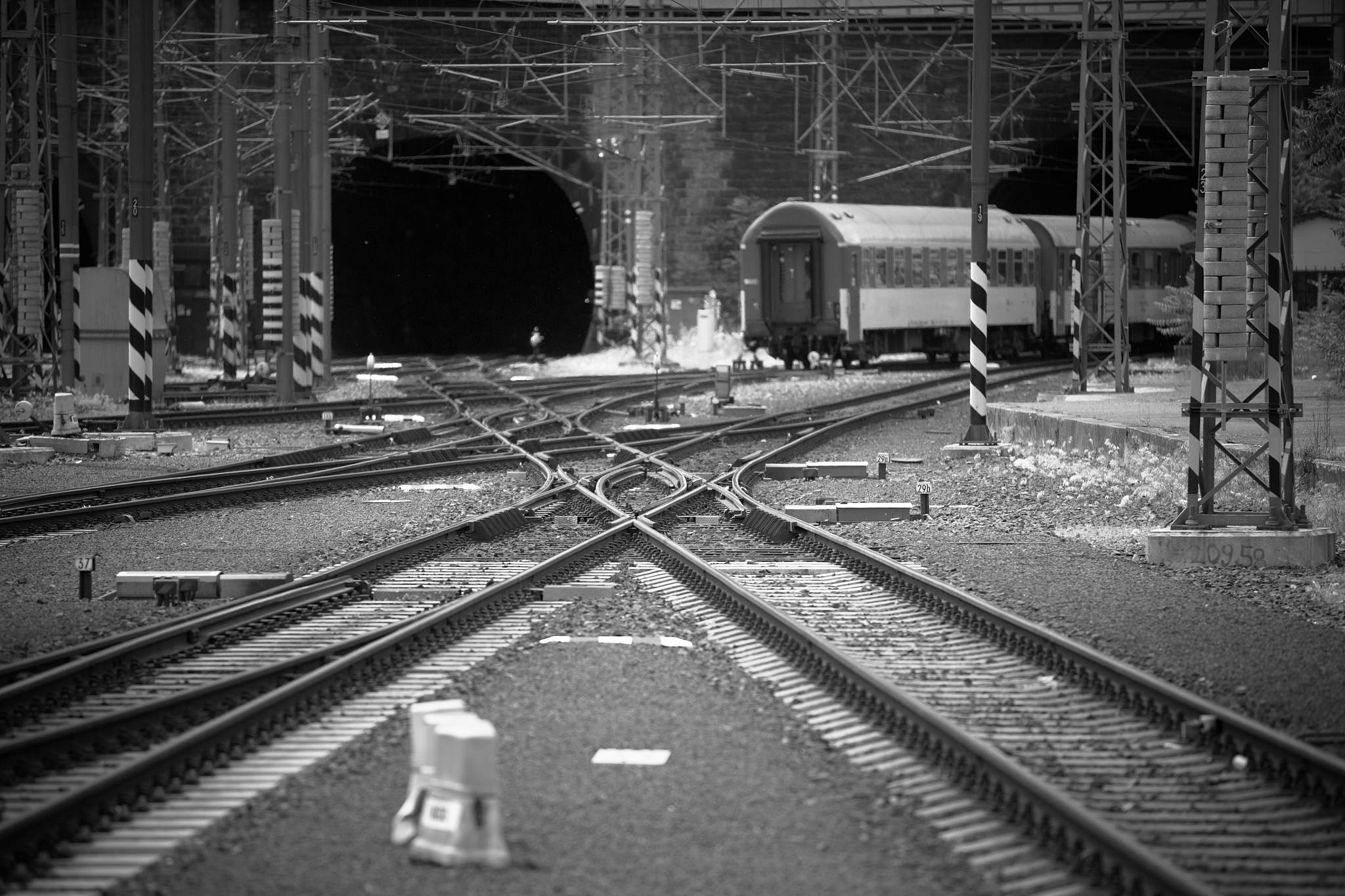 2020年成都铁路学校报名指南：成为铁路工程师的起点