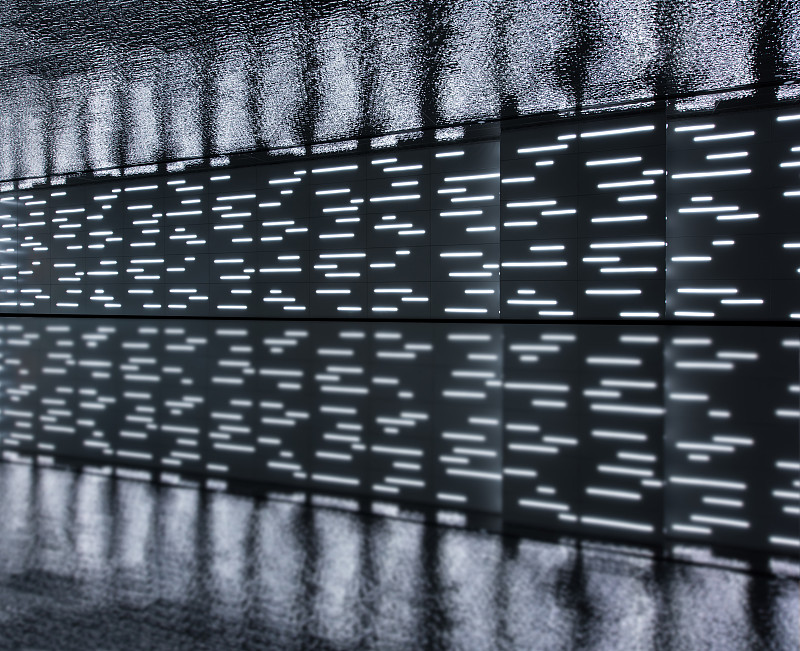 改写基于大律法进行阈值分割采用形态学操作来去除零散噪点通过形态学闭操作以填补空洞由此得到空间目标在图像的像素位置信息提取生成各目标位置模板