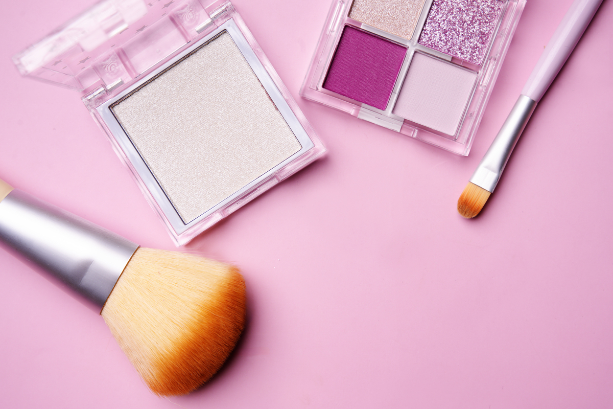 ✨OMG！这款魔法粉底刷也太好用了吧！刷出奶油肌，新手必备！✨