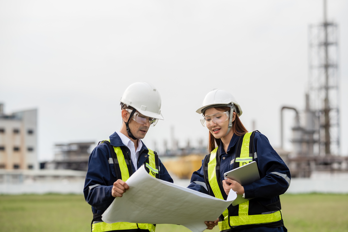 有关高铁的学校有哪些