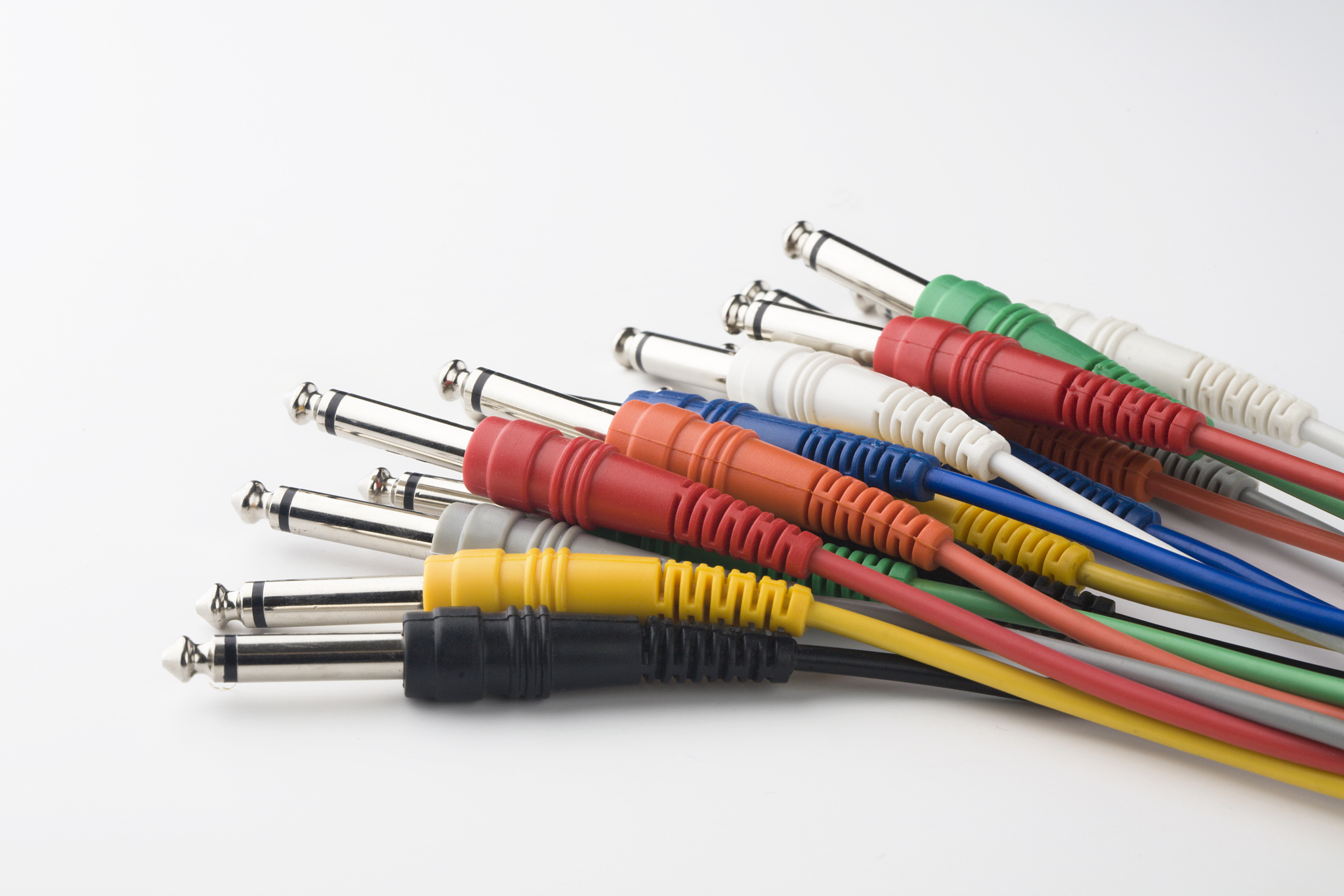 使用普通电线连接DB9的2和3号口可以实现回环吗