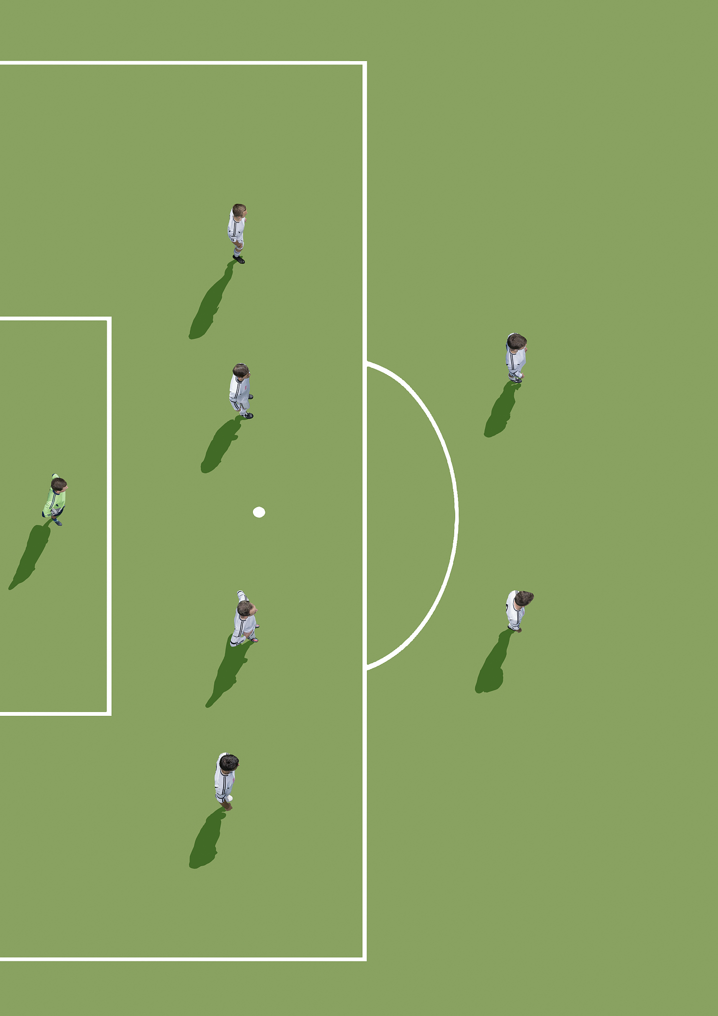 足球比赛时后卫是不是必须犯规让进攻球员惧怕