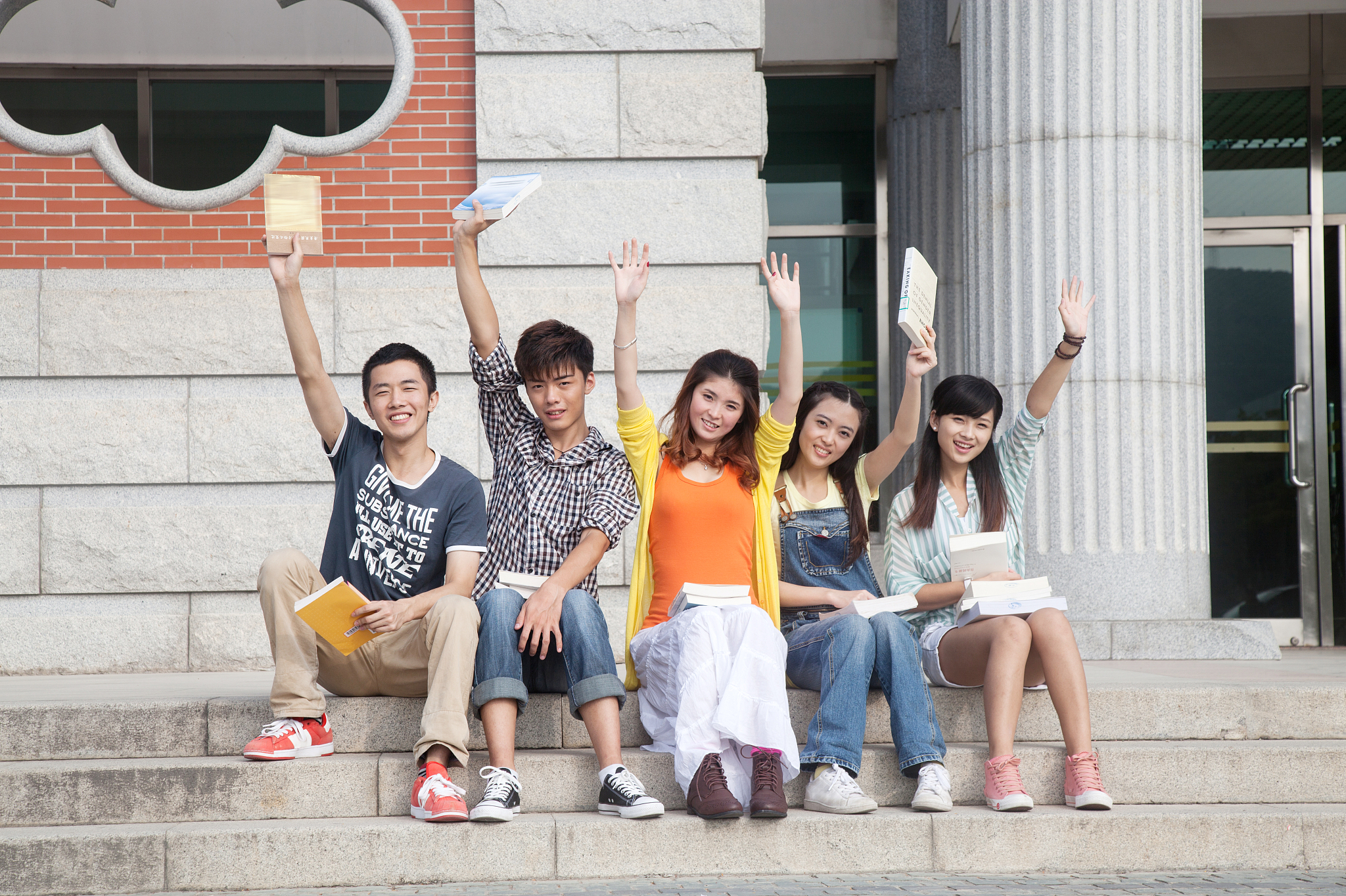 大学生活指南：如何在集体与独立中找到平衡