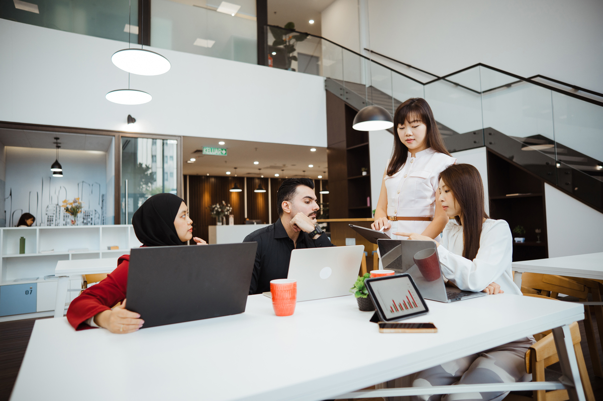 咖啡店财务管理中的教育经理角色