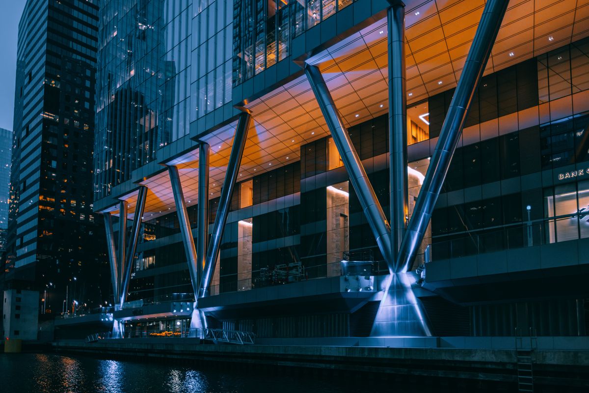 Write a paragraph that describe some of The Ritz-Carlton Hotel Shanghai Pudongs service weaknesses in terms of its staff hiring training and empowerment Be specific and provide enough details