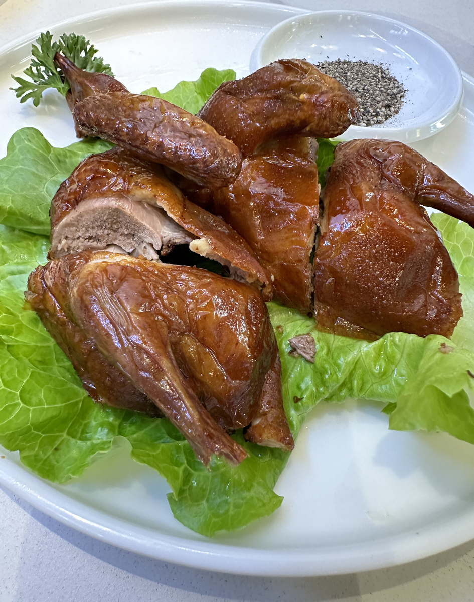 中式烤乳鸽
