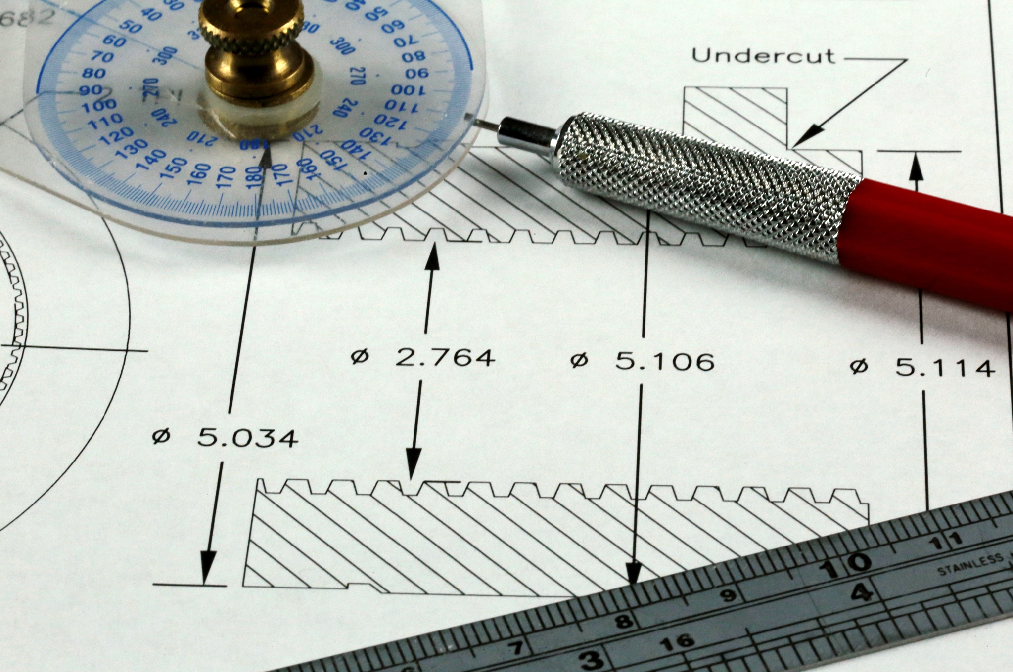 直径50公分深度25-28米都是土 这种打一个孔需要多长时间？