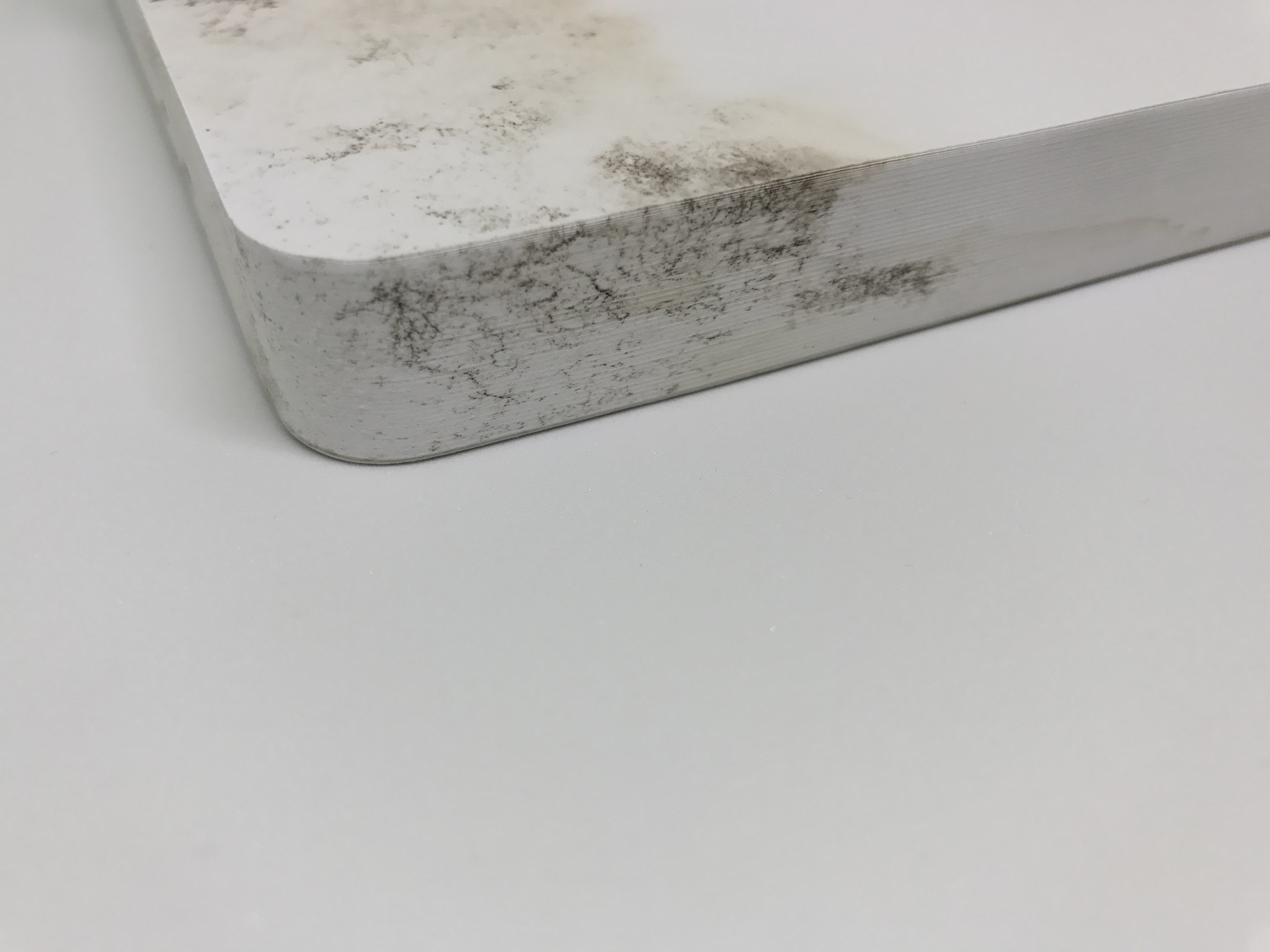 封边条粒子黑点怎么处理