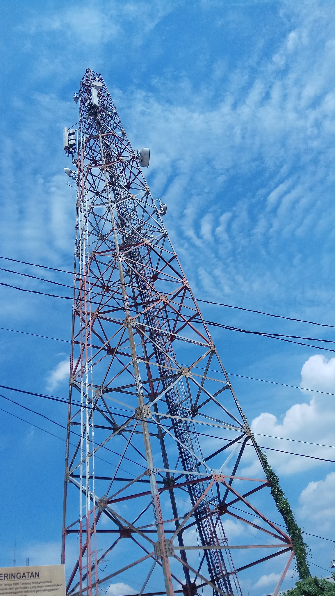 宜宾二级资质电力延期找哪家公司？推荐宜宾电力工程有限公司