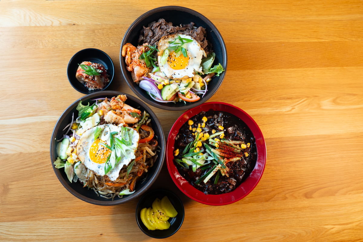 写一篇关于好吃极了的韩式冷面的小红书文案