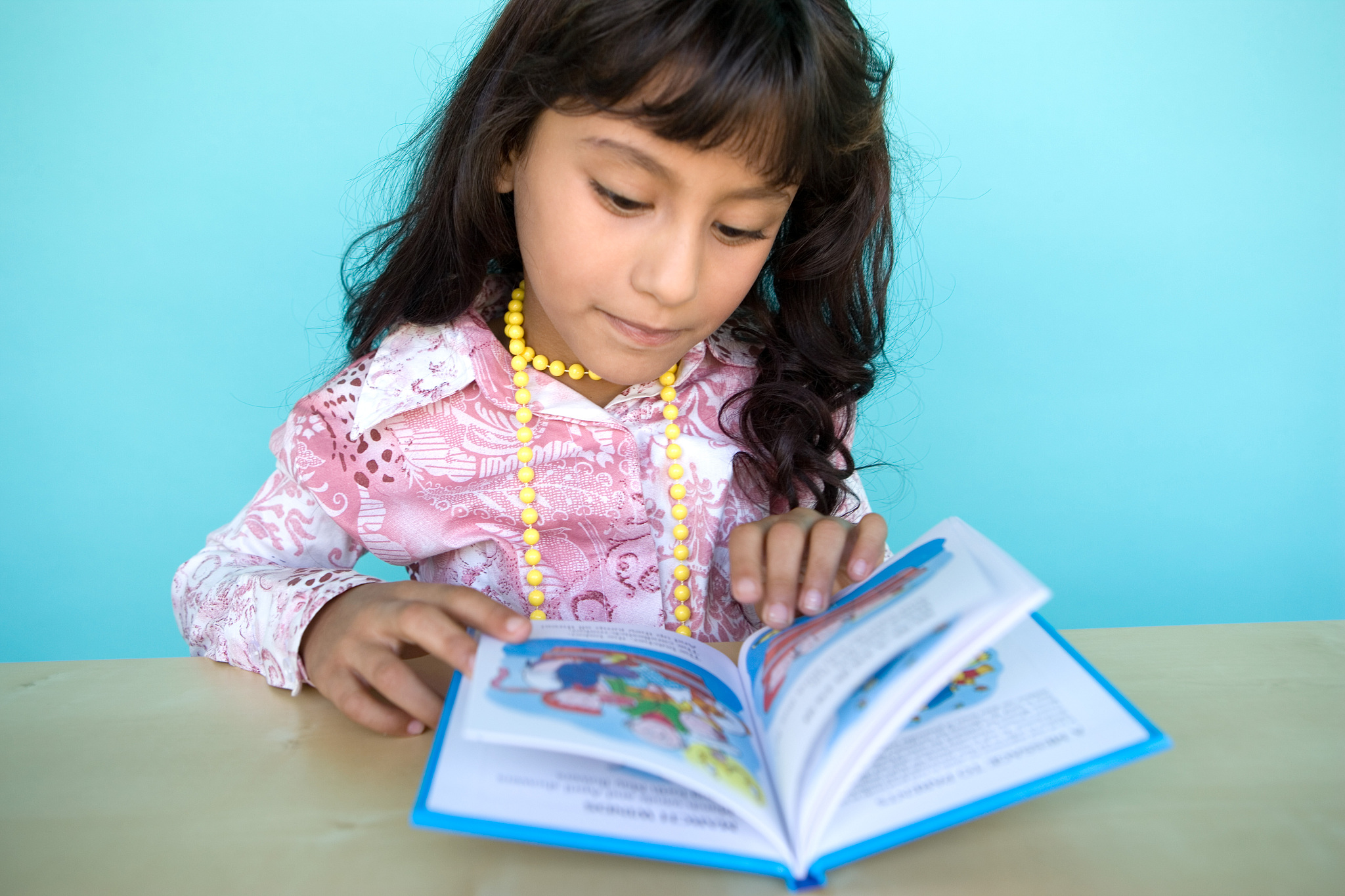 帮我写一些关于读书的好处的文章