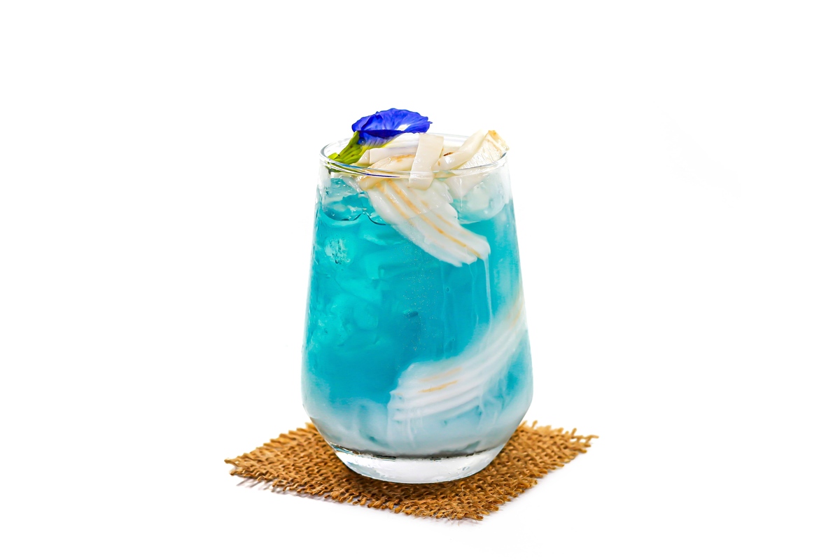 蝶豆花柠檬饮的做法_蝶豆花柠檬饮怎么做