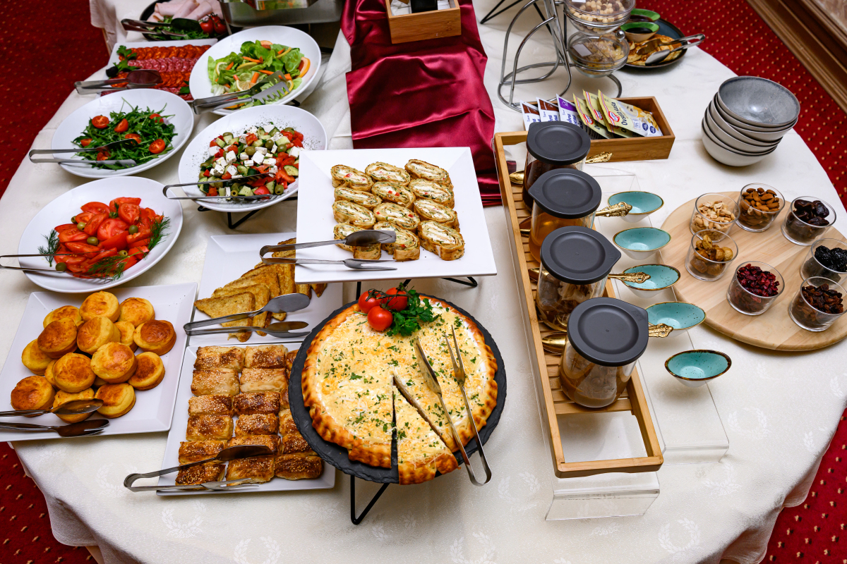 关于美食的有趣的短文案300字