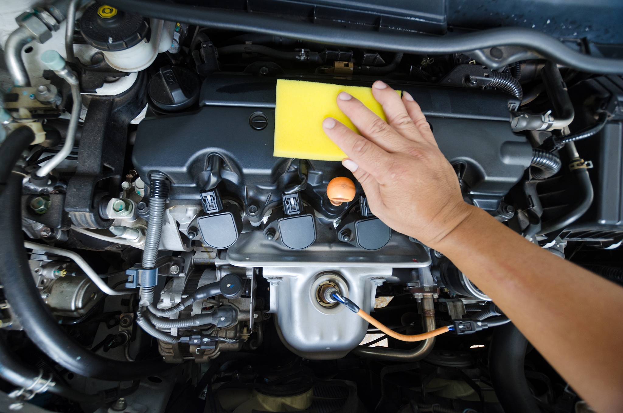 四川汽修学校男生必学：汽车电子技术详解