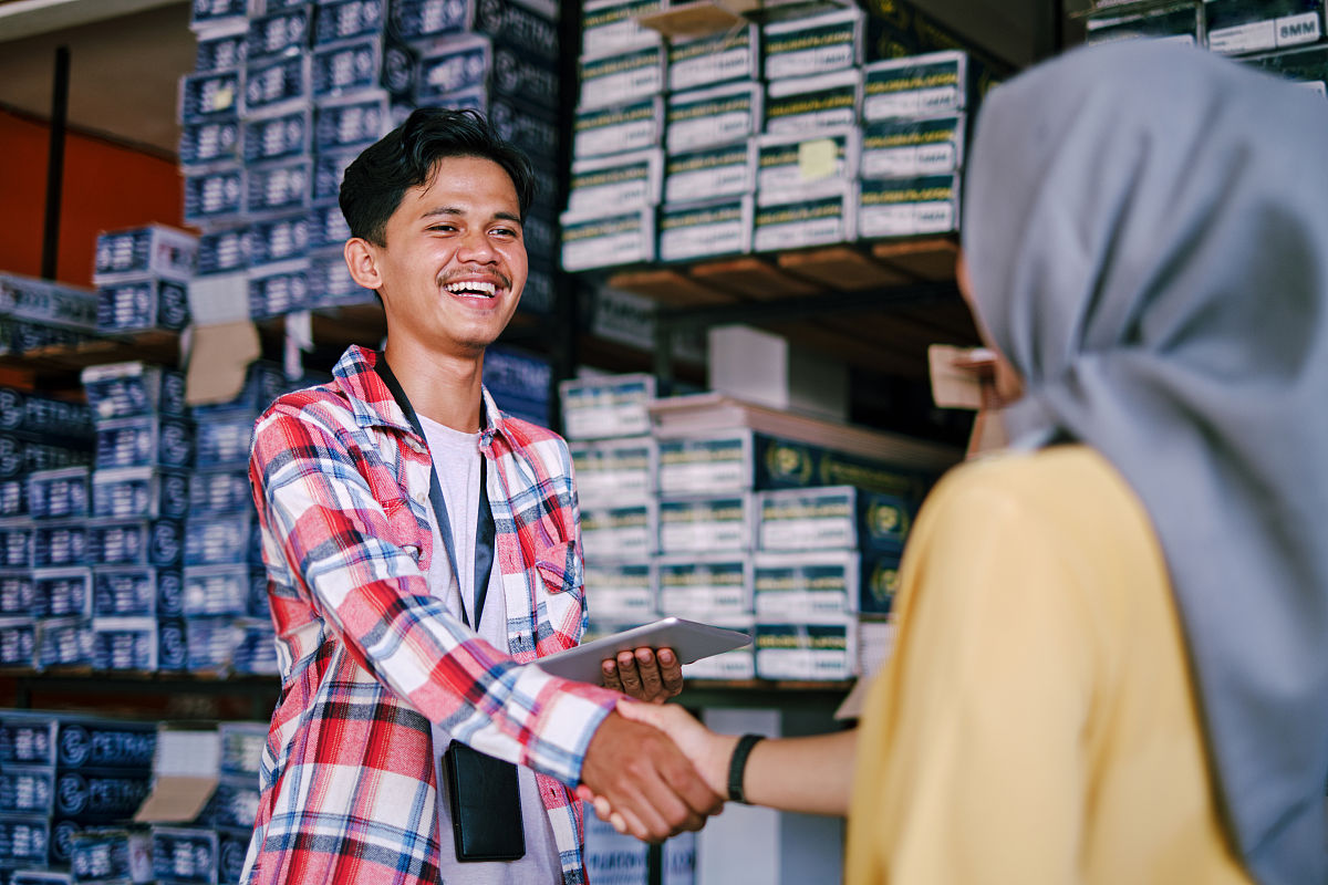 五金店实践单位评语