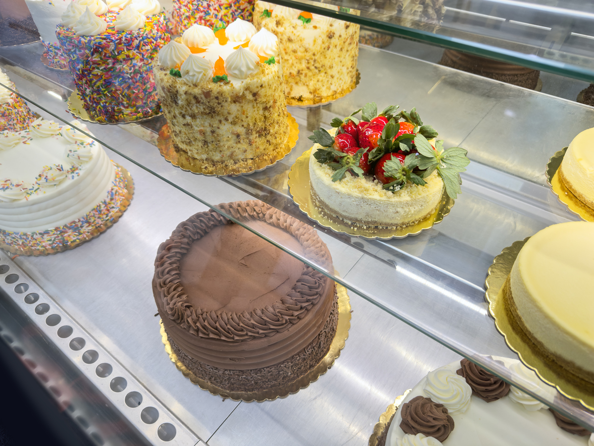 邢台荔枝村烘焙专修学校西点课程：学西式糕点制作吗？