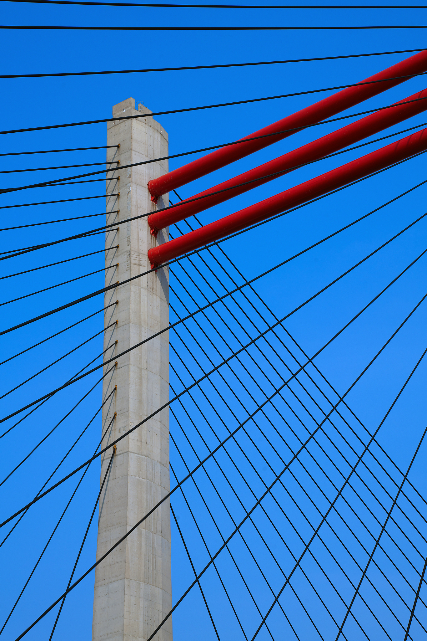 钢连梁与组合墙肢屈服行为分析