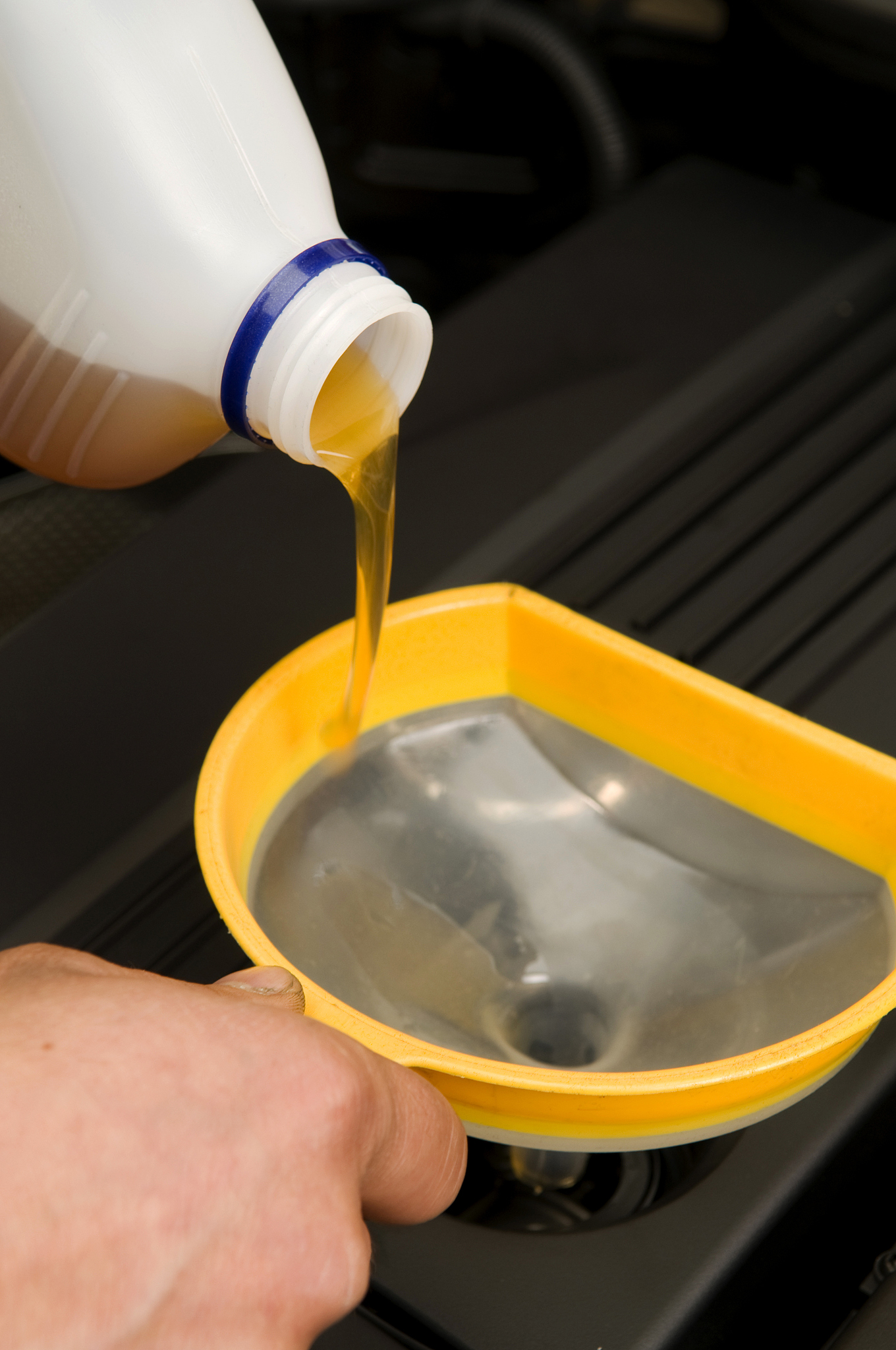 油烟机清洁剂起堆不流淌的秘诀：添加这些原料！