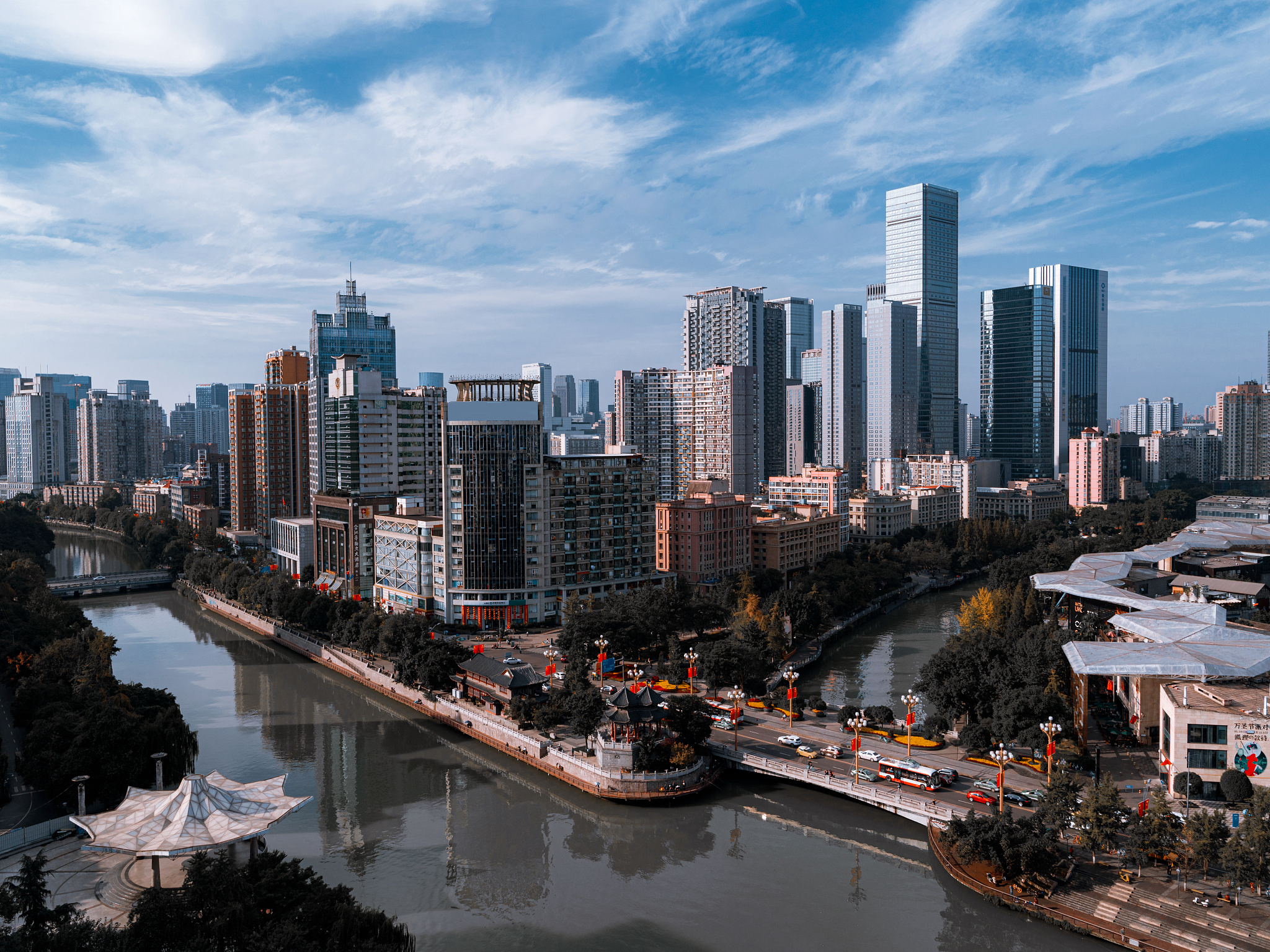 成都2021年上中专学校什么专业好？就业前景广阔的专业推荐