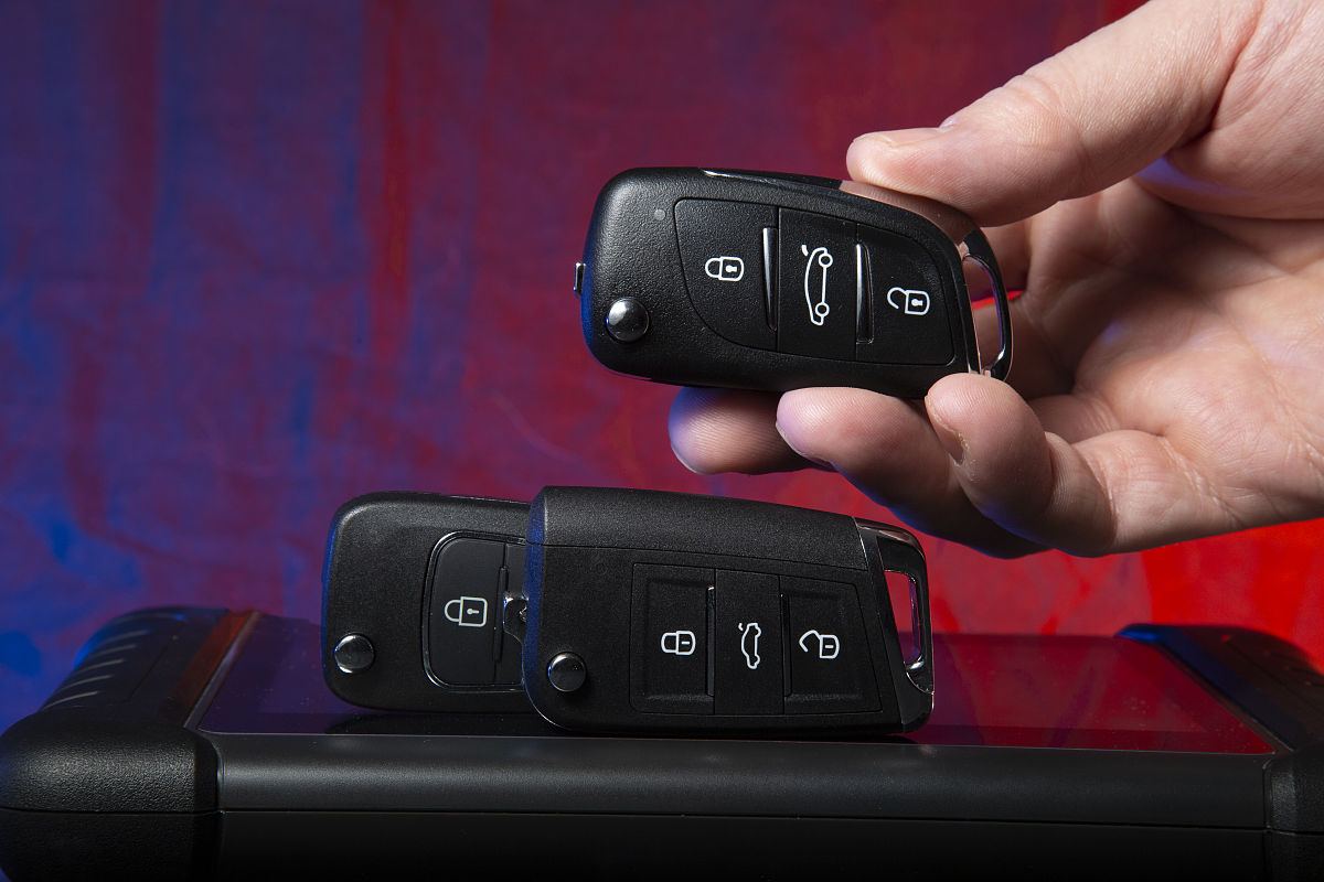 桑塔纳3000 遥控器：功能、使用和最新科技