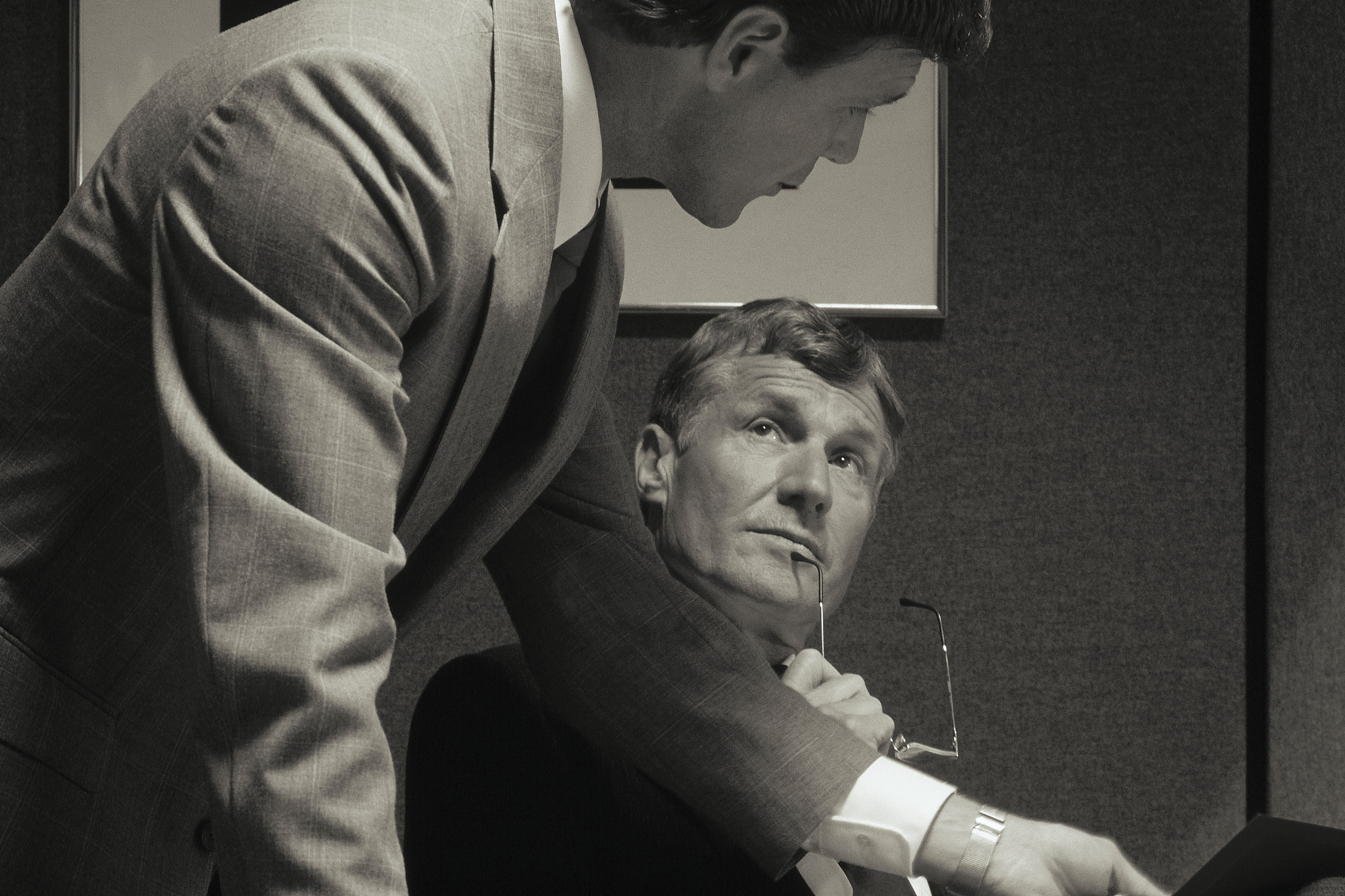 雅各布里斯的《老城》17至33页内容概括