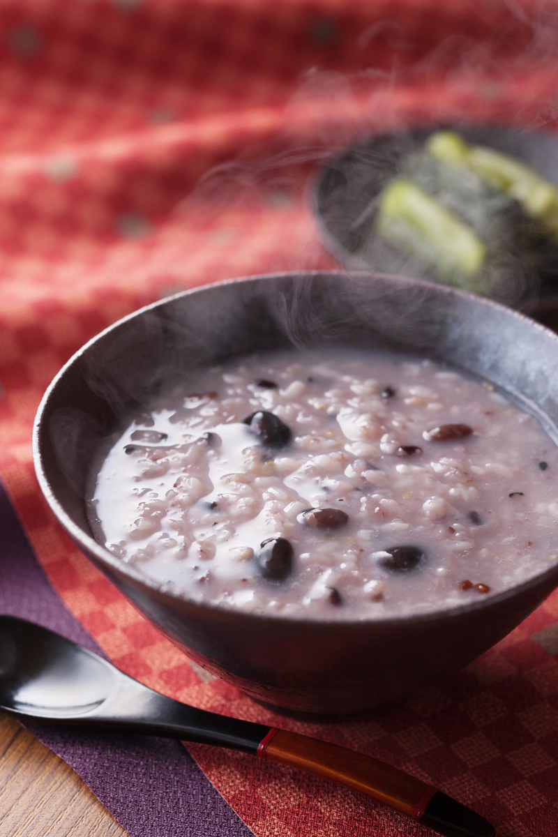 我发现使用绿豆和红枣制作的辅食对于宝宝的健康非常有益我该如何将这个新发现写成一篇小红书帖子吸引更多的宝妈？