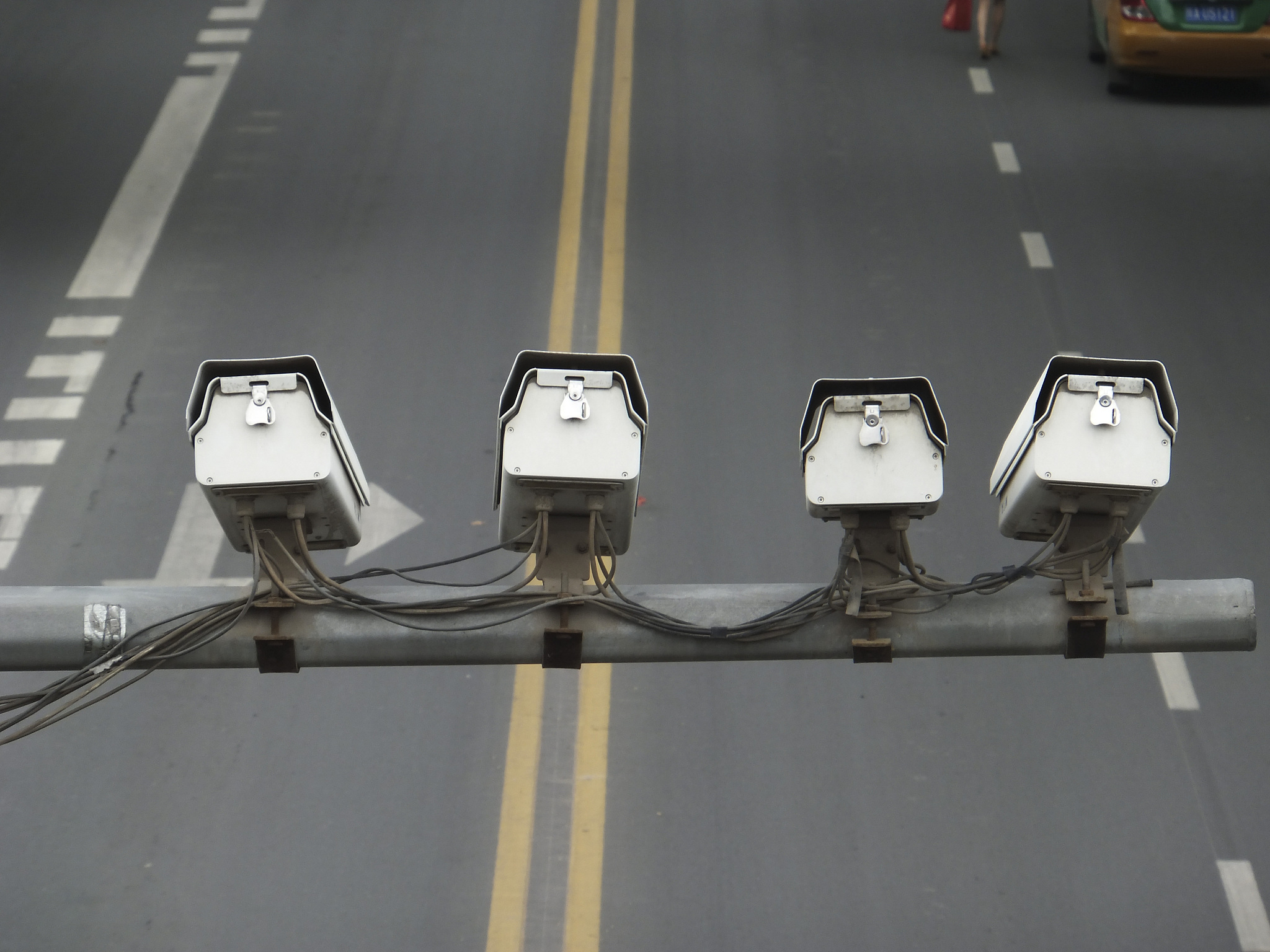 交通信号灯控制系统设计可以改进的地方