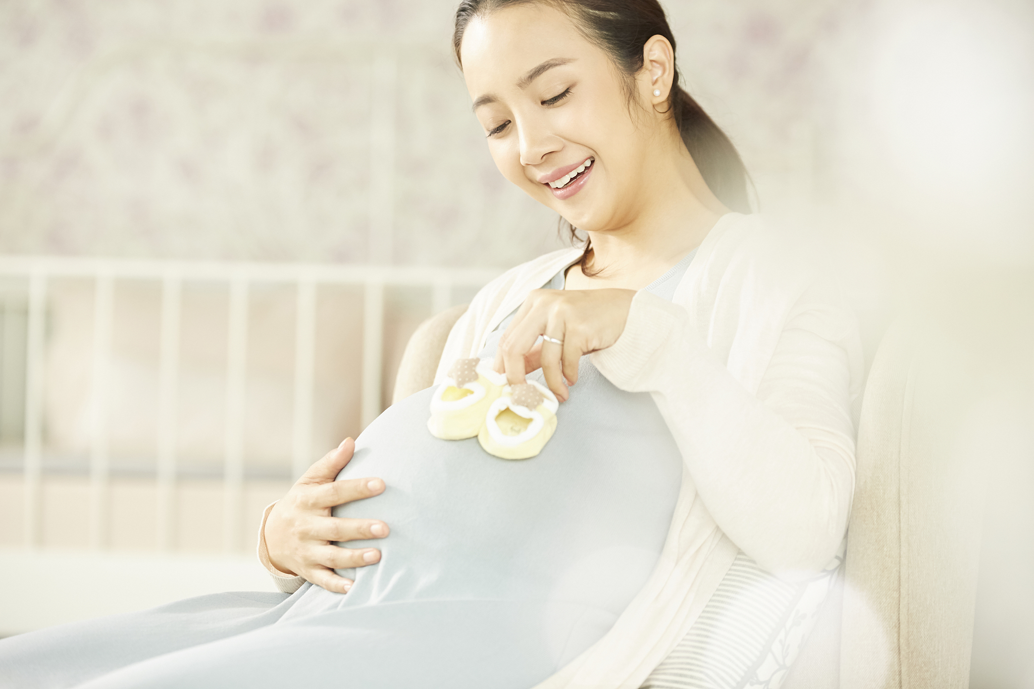 女性,<strong>怀孕</strong>,怀孕的,衣服,母亲,不耐烦的,泰国人,日本人,30多岁,20多岁