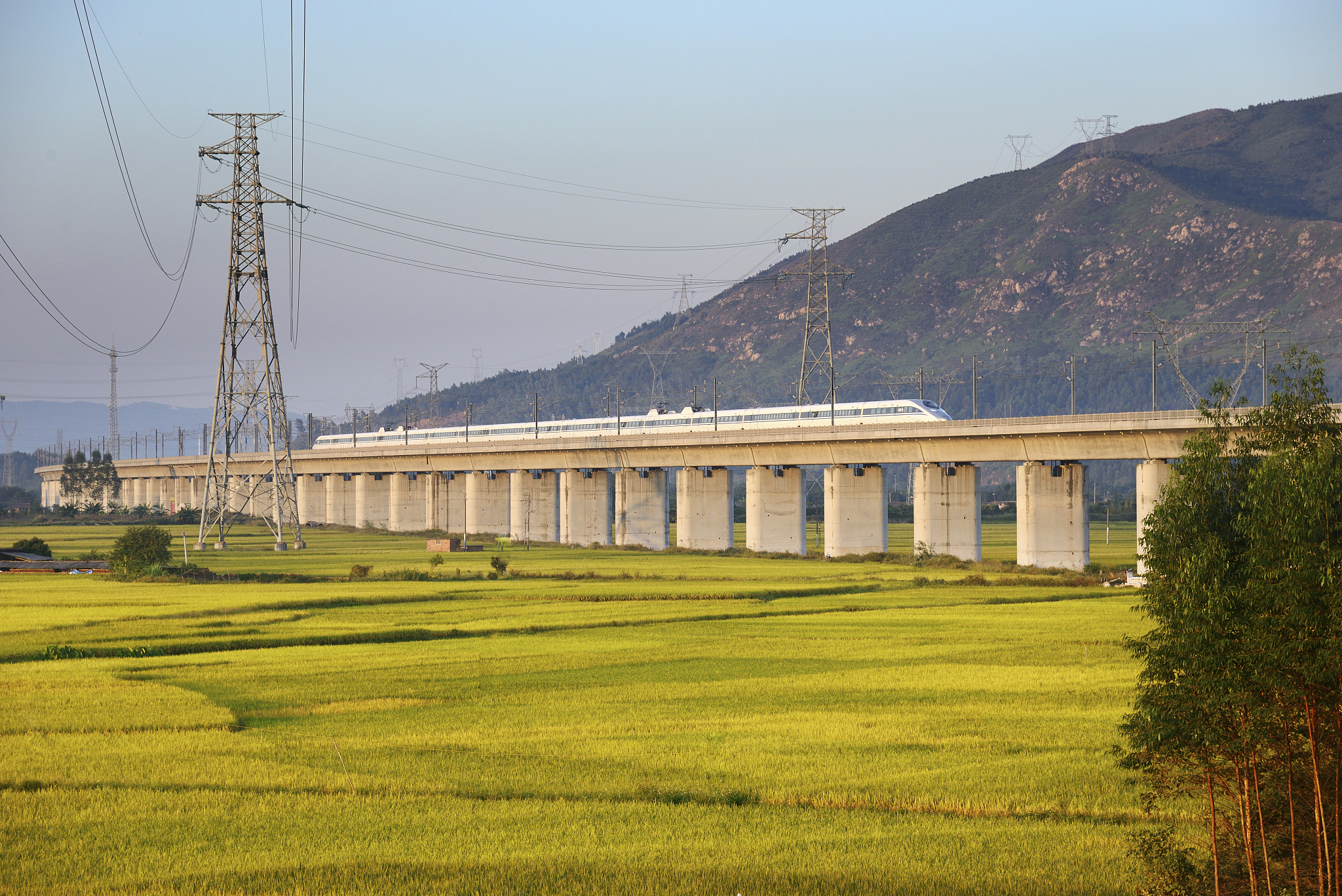 成都高铁技术学院：师资力量雄厚，培养高铁人才