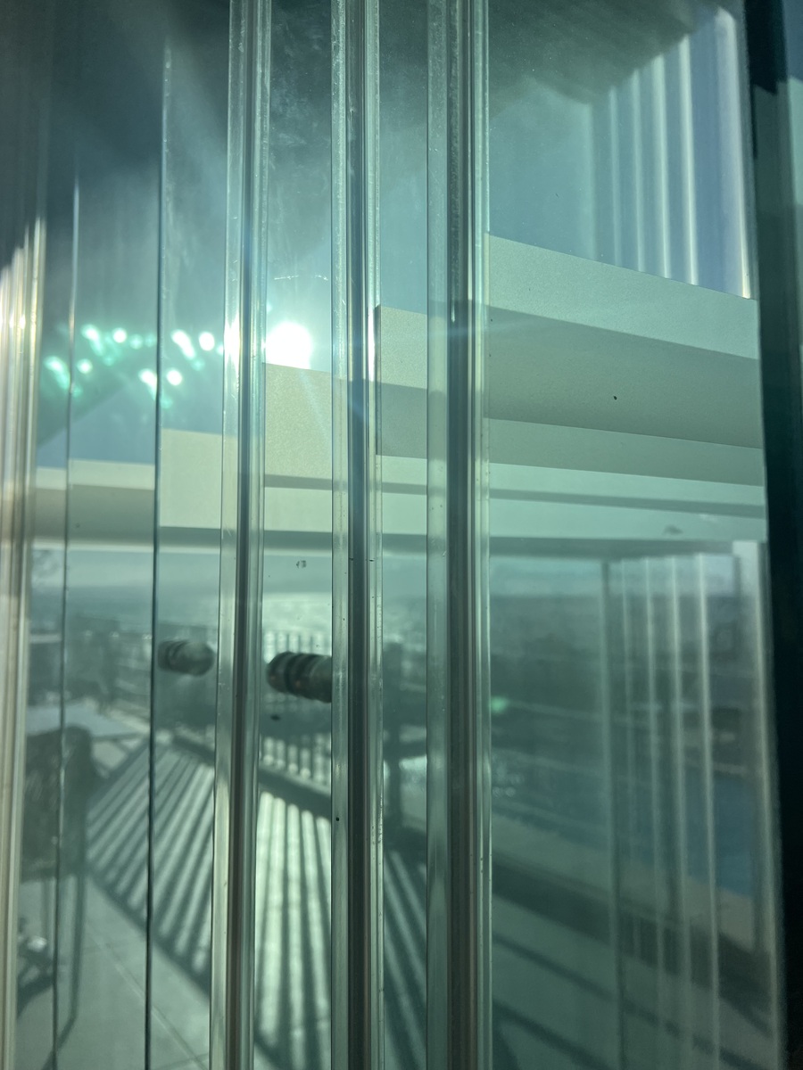 亚铝玻璃单层 vs 双层：哪种适合你？